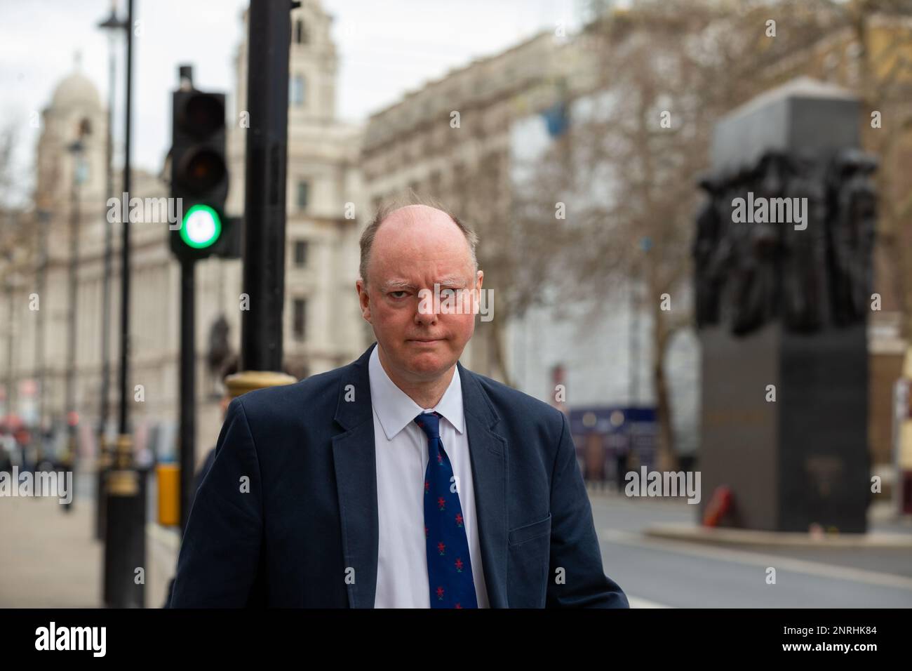 Londres, Reino Unido, 27th de febrero de 2023 El profesor Chris Waitty visto fuera de Downing Street en whitehall Credit Richard Lincoln / alamy LIVE News Foto de stock