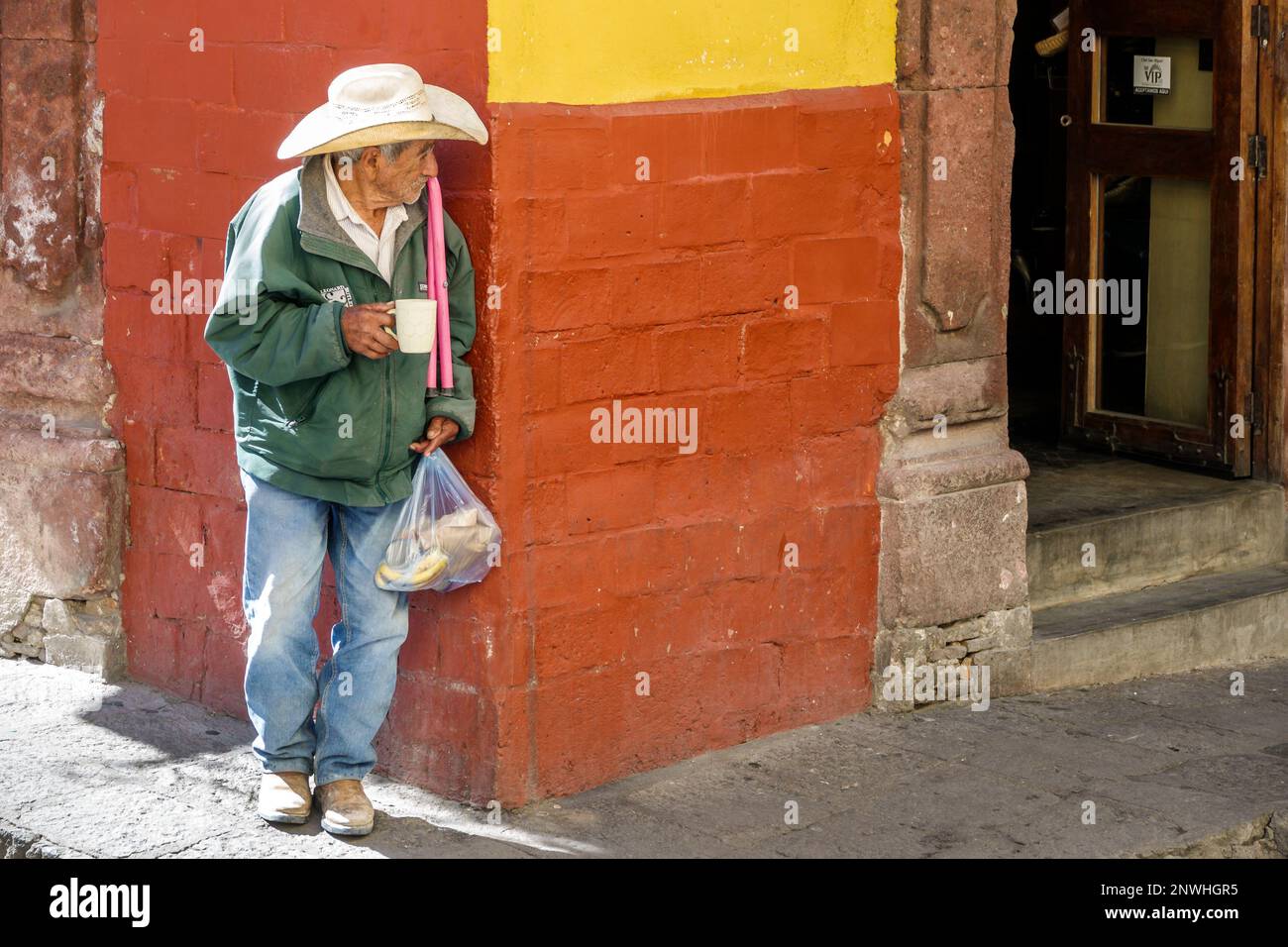 San Miguel de Allende Guanajuato México,Centro Histórico Centro Histórico, con sombrero de vaquero, hombre hombre hombre, adultos adultos, residente residente Foto de stock