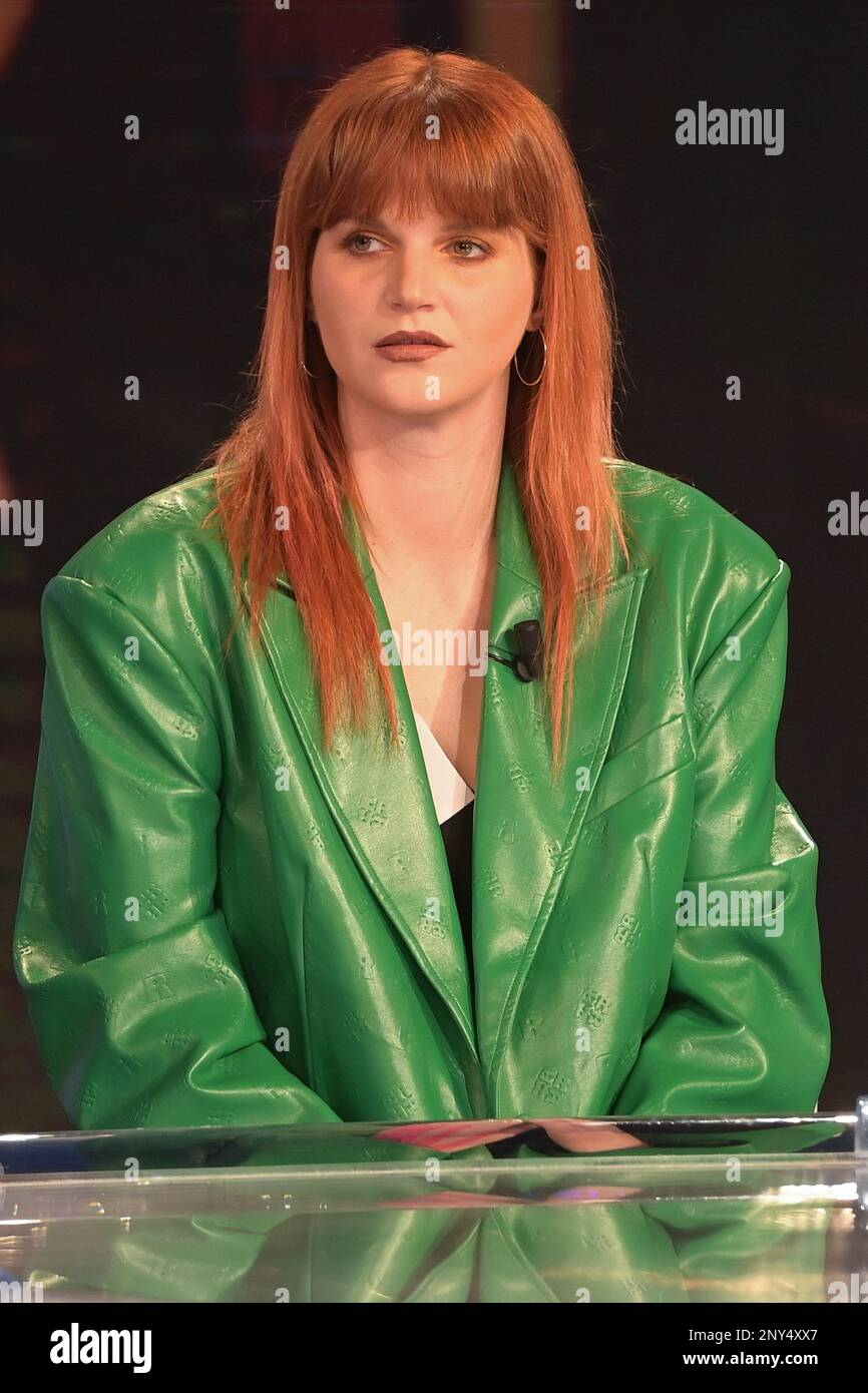 Chiara Galiazzo asiste a la grabación del episodio de Porta a Porta sobre  Lucio Dalla y Lucio Battisti en los estudios Rai Raffaella Carrà. (Foto por  Mario Cartelli / SOPA Images/Sipa USA