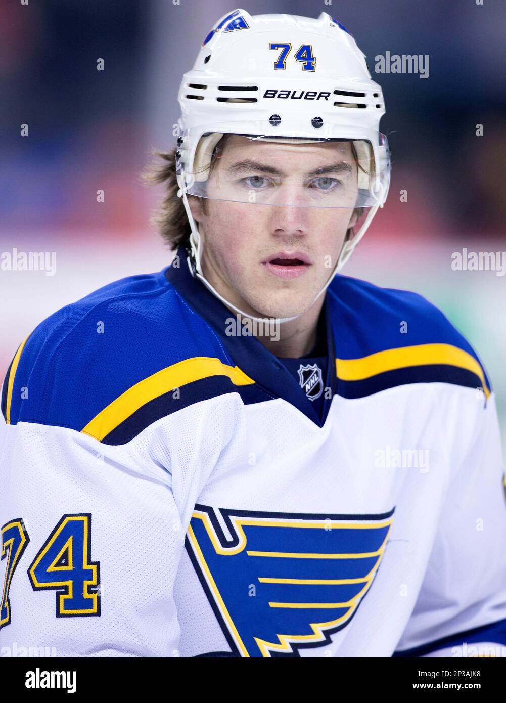 St. Louis Blues T.J. Oshie stretches before a pre-season game against the  Colorado Avalanche at the Scottrade Center in St. Louis on September 21,  2010. UPI/Bill Greenblatt Stock Photo - Alamy