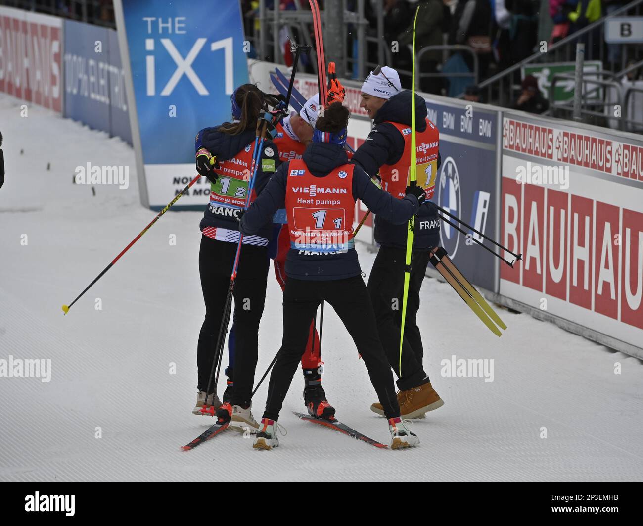 Carrera de biatlón Copa del Mundo relevo mixto, 5 de marzo de 2023