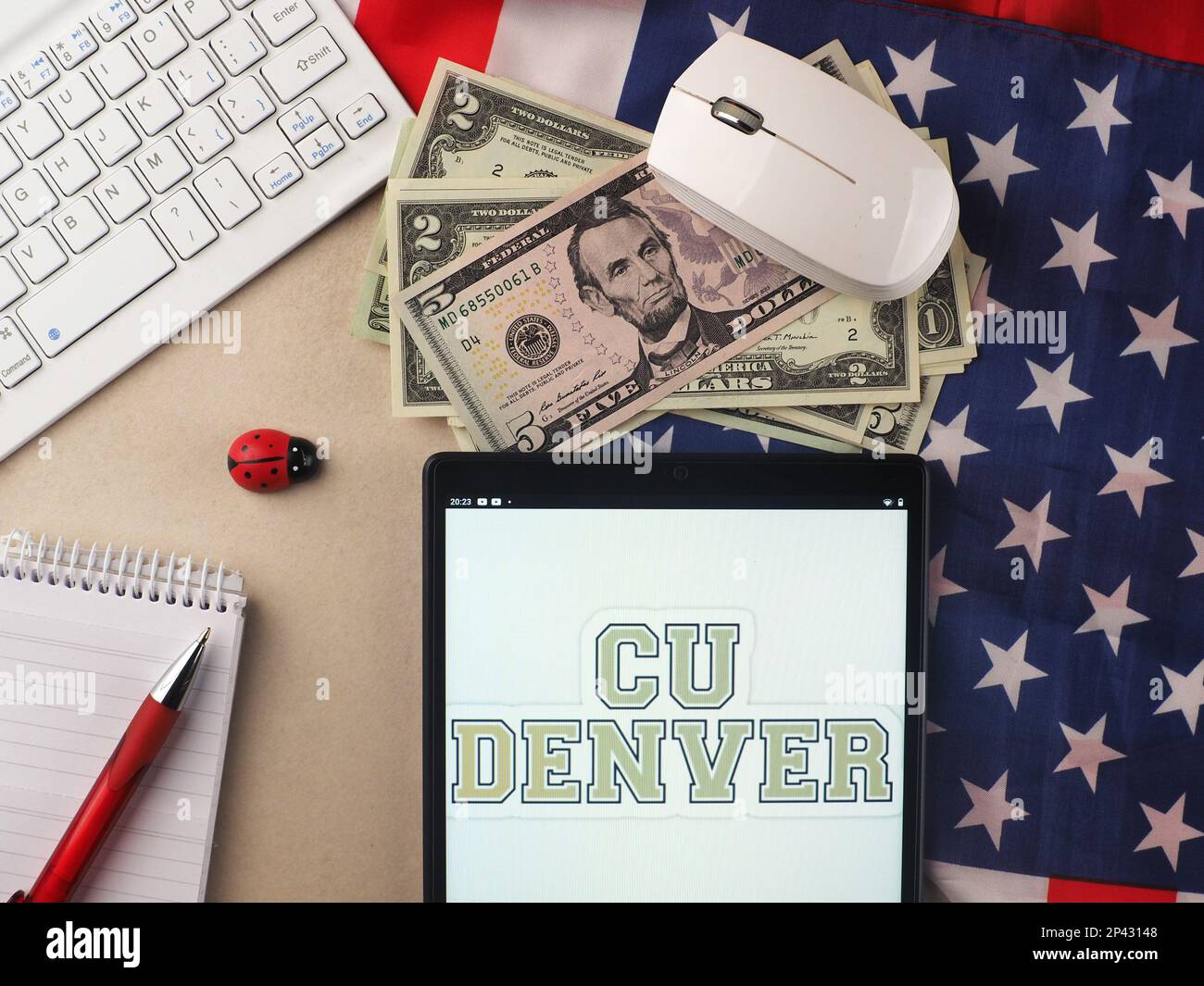 logotipo de la universidad de colorado