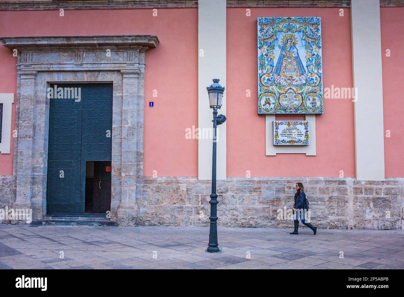 Basilica De La Virgen Far Cry 6 Detalle de la fachada,Basílica de la Virgen de los Desamparados