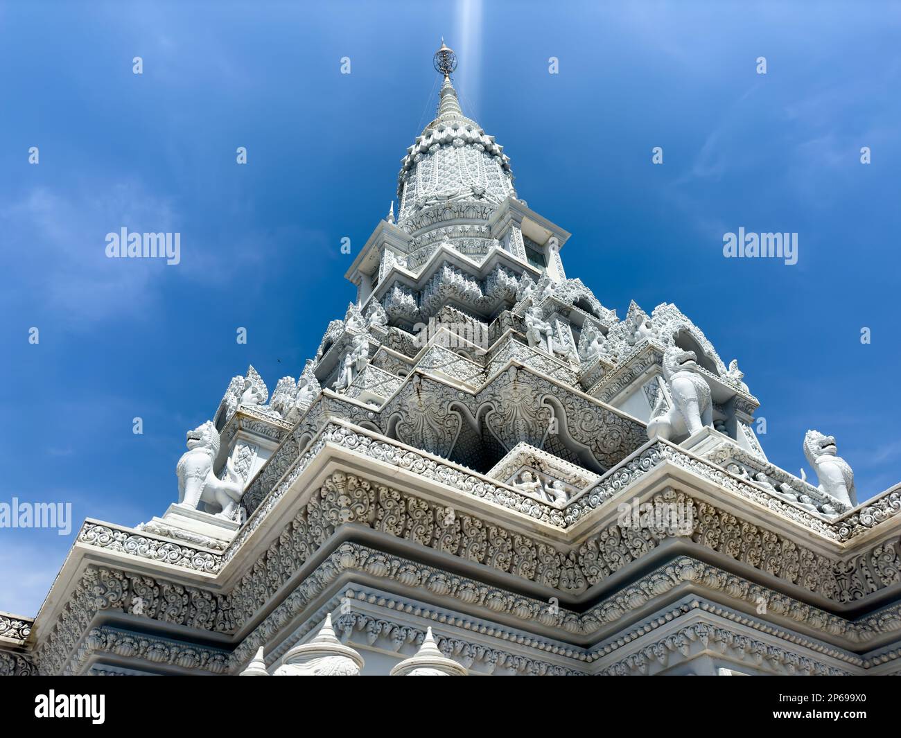 El templo budista Phnom Preah llega a Troap en el templo de Oudong en la provincia de Kandal, cerca de Phnom Penh, Camboya. Foto de stock