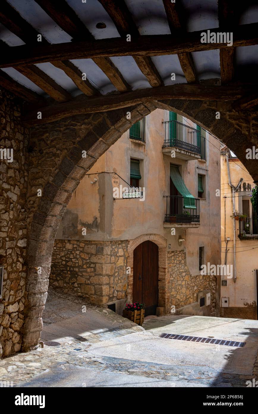 Calles de Barbera de la Conca, Conca de Barbera, Tarragona, Cataluña, España Foto de stock