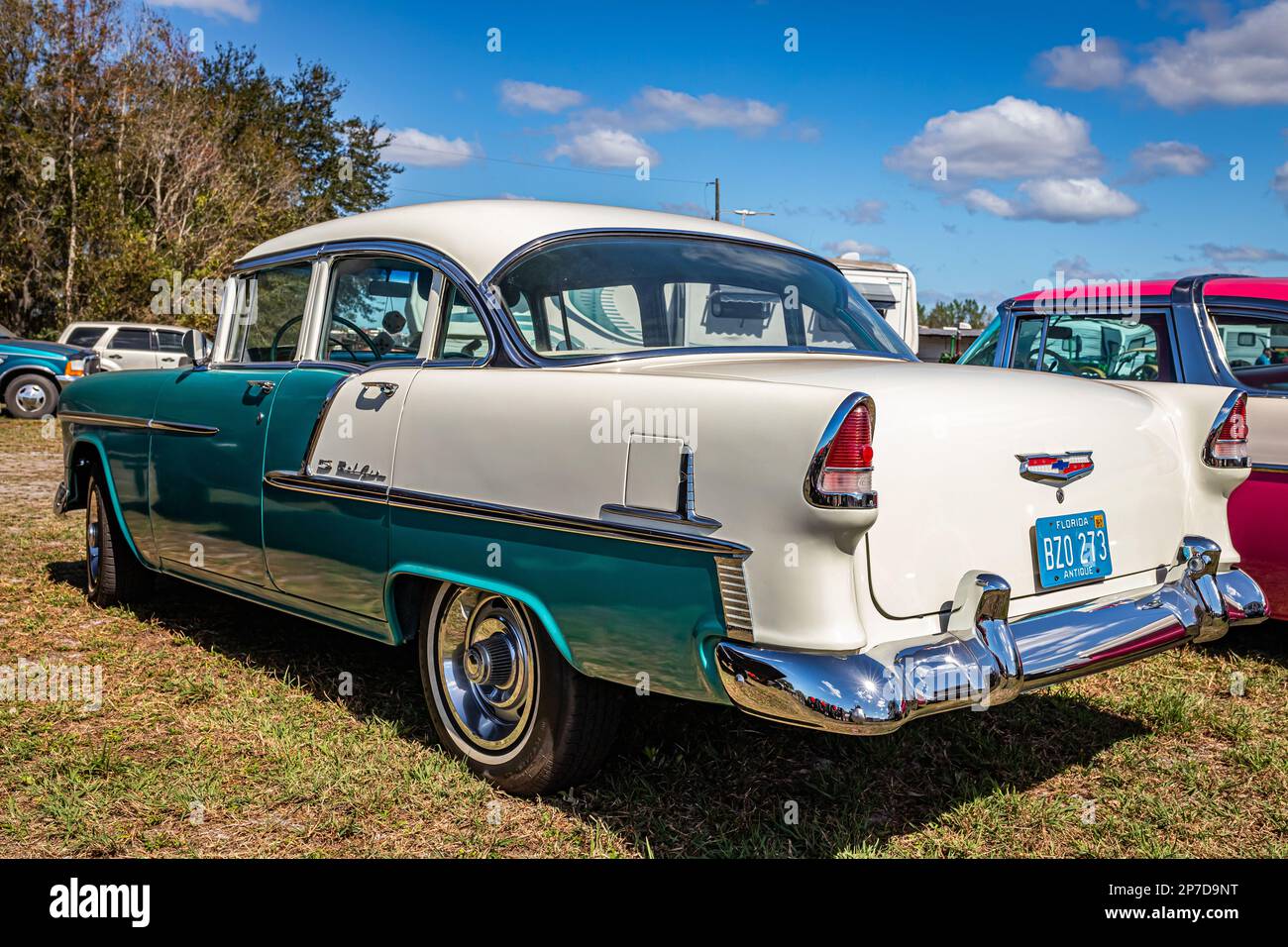 1955 chevy bel air 4 puertas sedán fotografías e imágenes de alta  resolución - Alamy