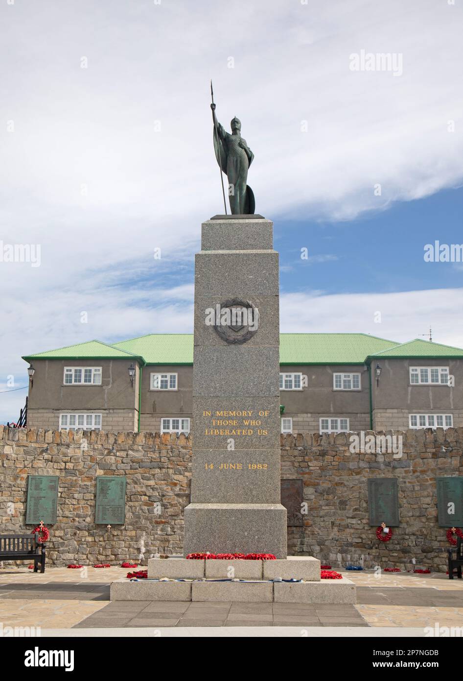 El Memorial de la Liberación en Stanley, Islas Malvinas, conmemorando a las Fuerzas Británicas que lucharon en la guerra de las Malvinas de 1982. Foto de stock