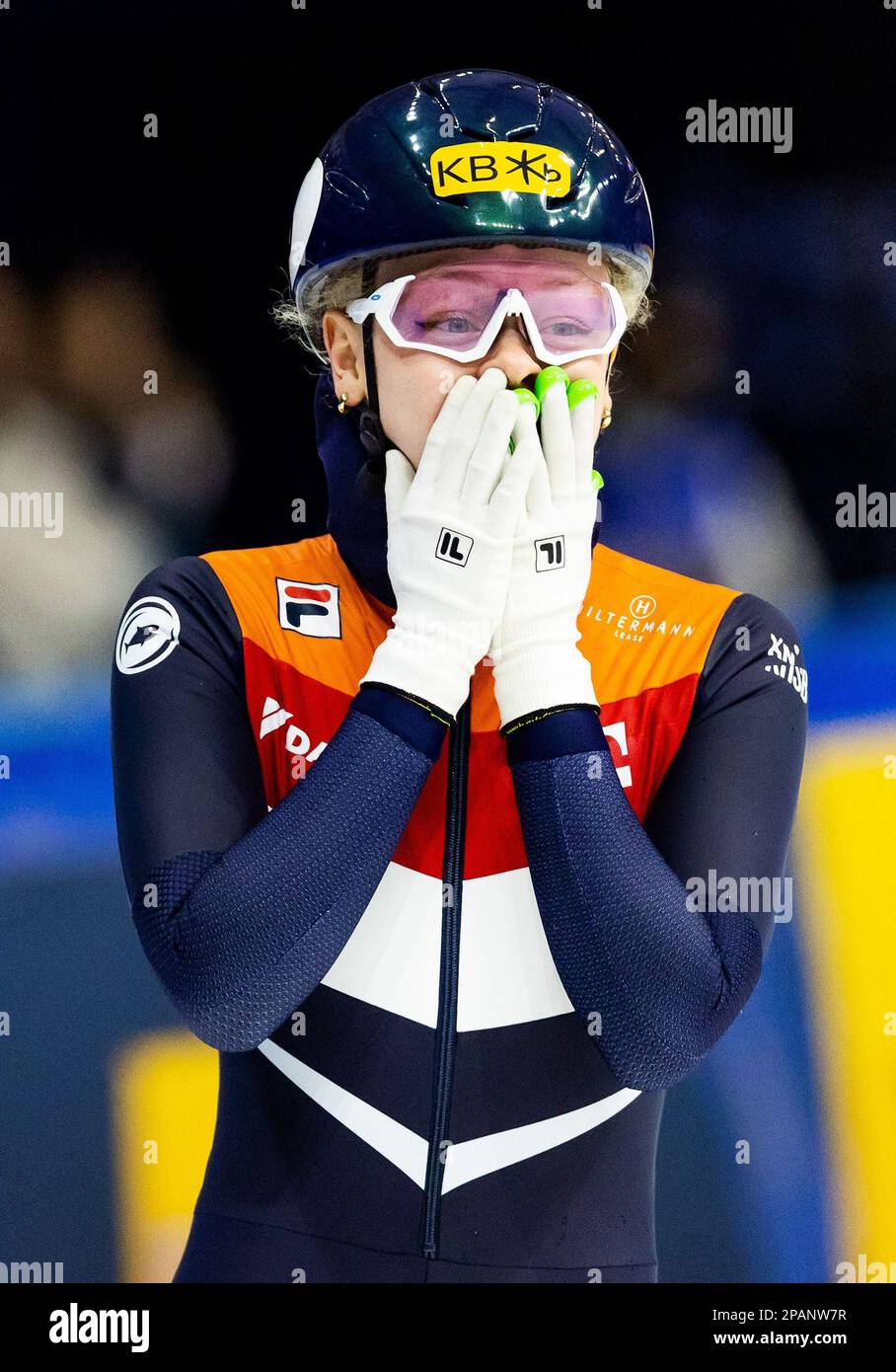 SEÚL - Xandra Velzeboer gana el oro en los 1000 metros durante el  Campeonato Mundial de Pista Corta en Corea del Sur. ANP IRIS VAN DEN BROEK  netherlands Out - belgium Out