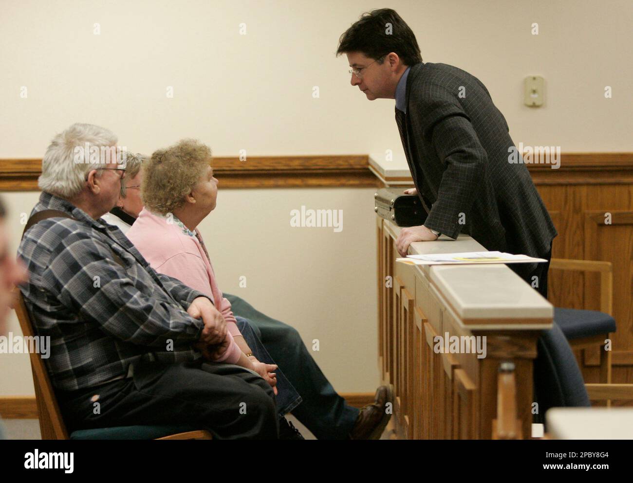 Steven Avery's defense attorney Dean Strang, right, talks to Avery's