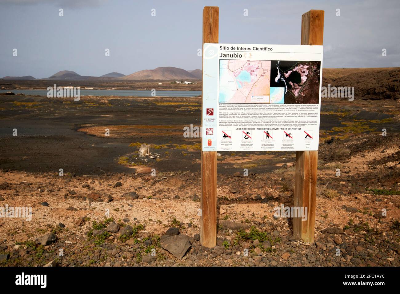 Área de interés científico de Janubio zepa especial protección para aves y laguna Lanzarote, Islas Canarias, España Foto de stock