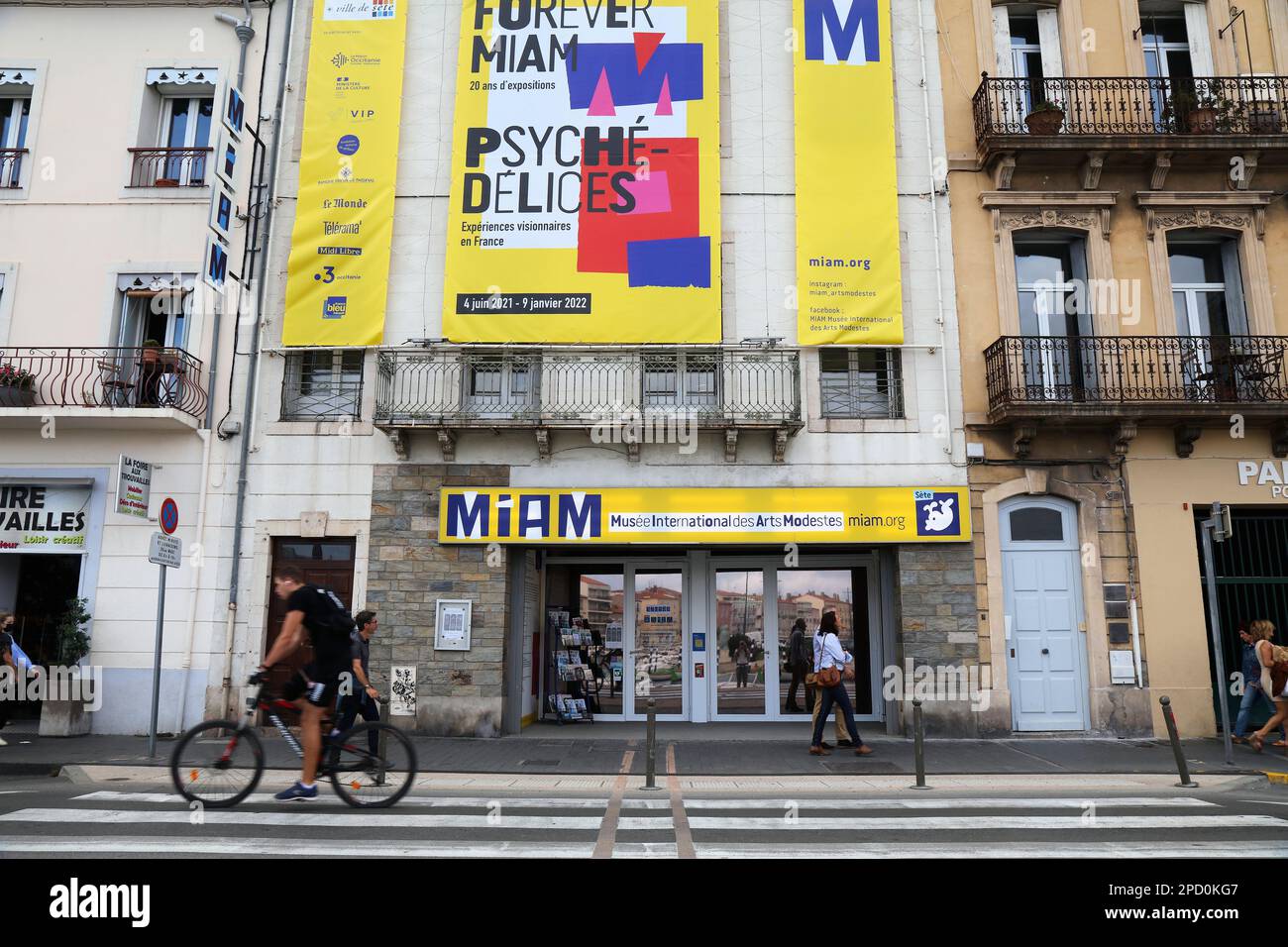 SETE, FRANCIA - 2 DE OCTUBRE de 2021: Museo Internacional de Artes Modernas (MIAM, Museo Internacional de Artes Modernas) en Sete, Francia. Sete es un famoso har Foto de stock