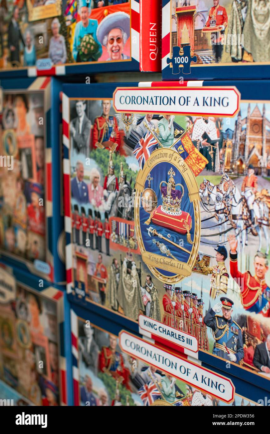 Puzzle celebrando la coronación del rey Carlos III Foto de stock