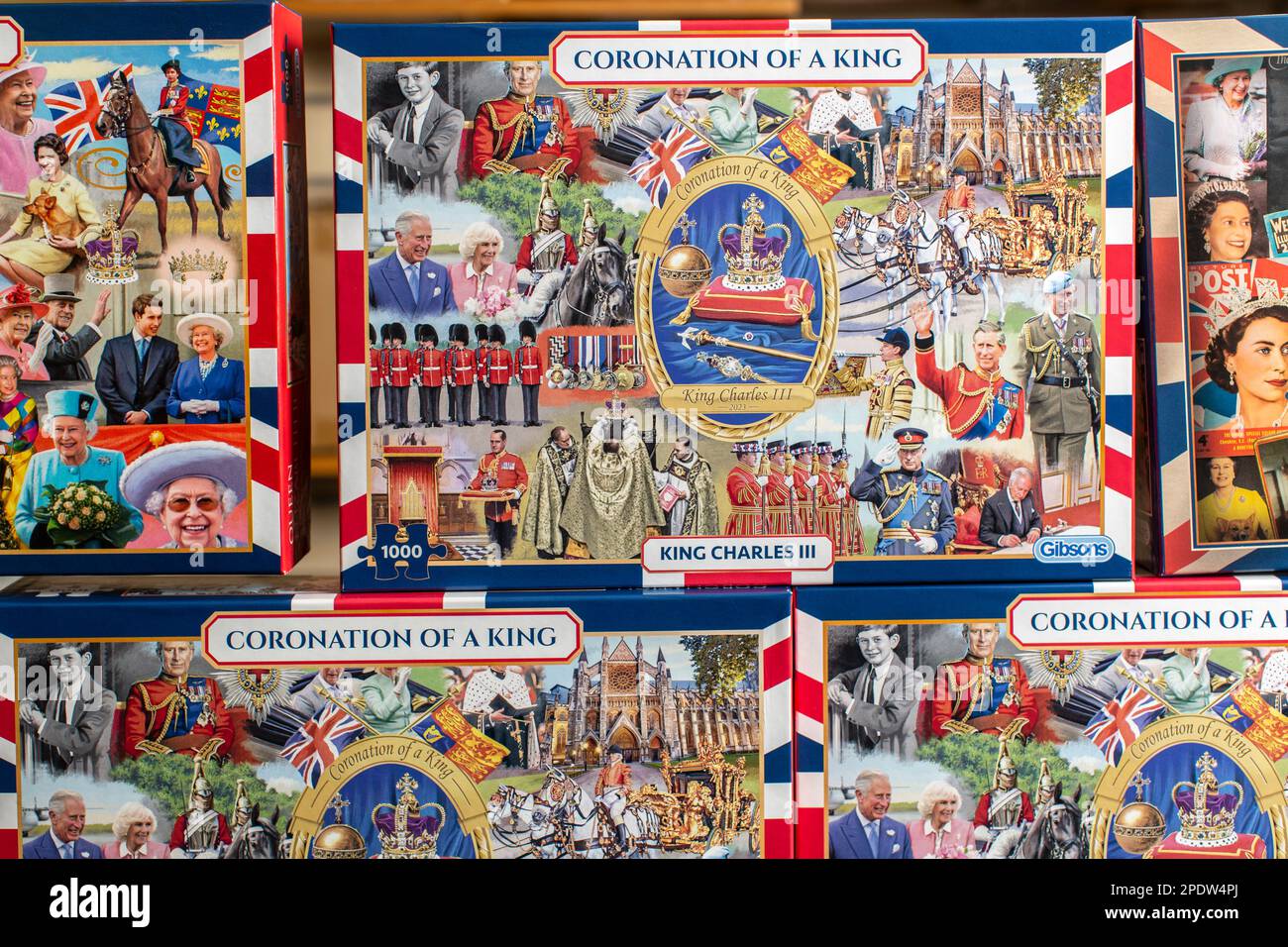 Puzzle celebrando la coronación del rey Carlos III Foto de stock