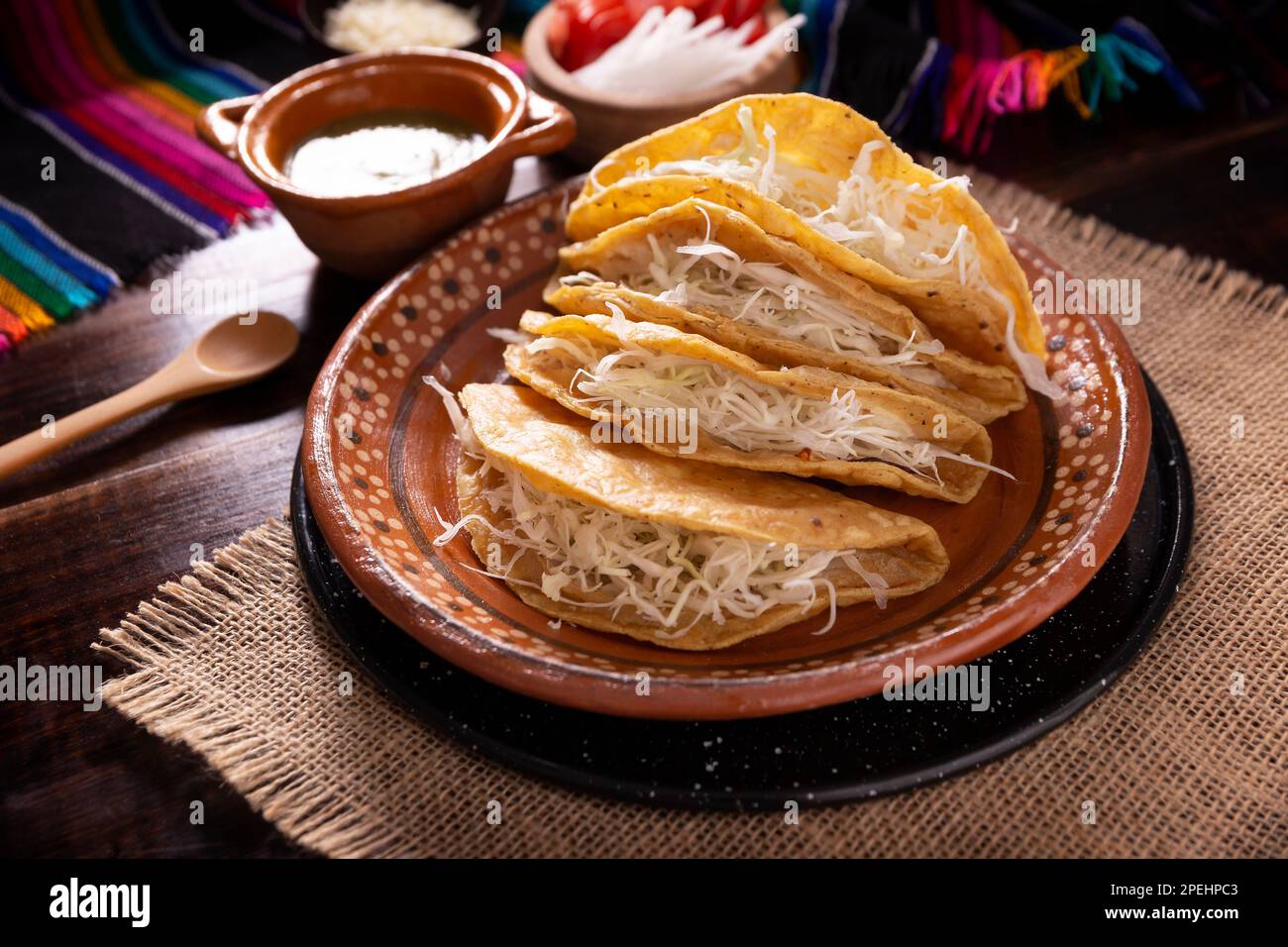Quesadillas de patata. Quesadillas fritas elaboradas con tortillas de