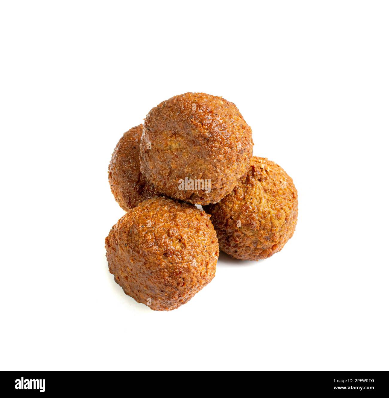 Bolas de falafel aisladas, bolas de garbanzo fritas, falafels tradicionales, comida halal árabe