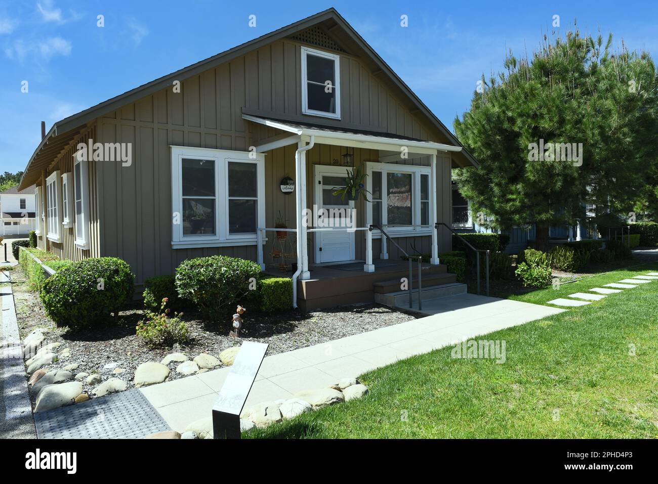 IRVINE, CALIFORNIA - 27 DE MARZO de 2023: Row House 20 en el Irvine Ranch Historic Park, antigua sede del rancho, ahora un parque con agricultura vintage Foto de stock