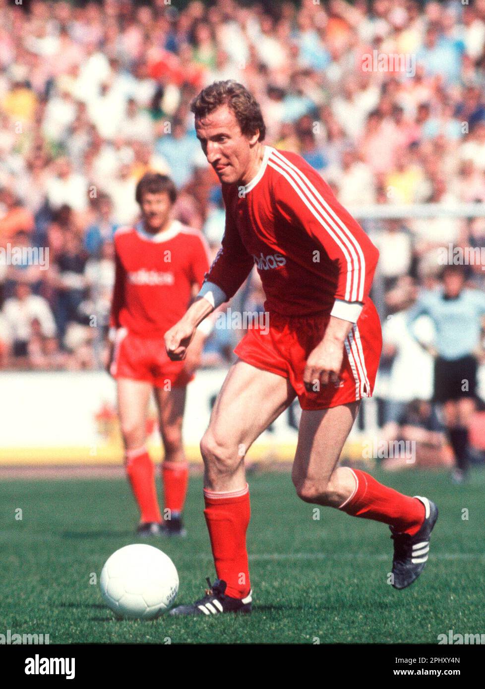 FOTO DE ARCHIVO SCHWARZENBECK cumple 75 años el 3 de abril de