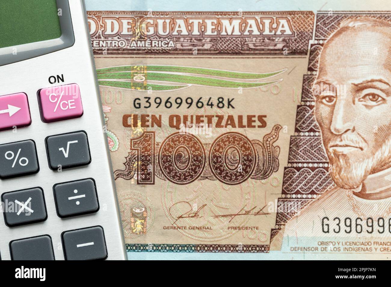 Billete de a 100 quetzales fotografías e imágenes de alta resolución