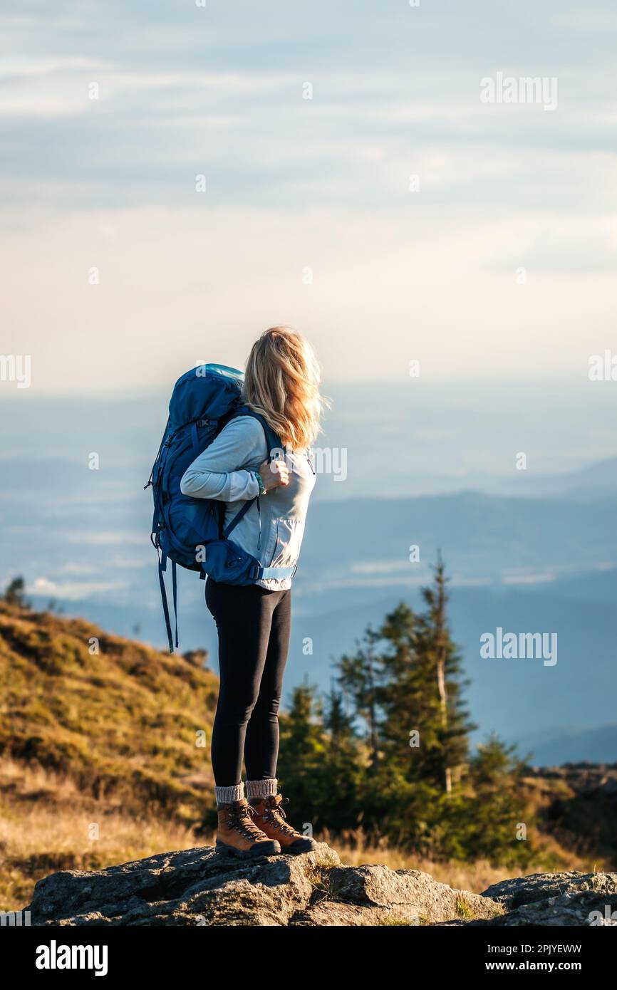 Mochila hiking mujer new arrivals
