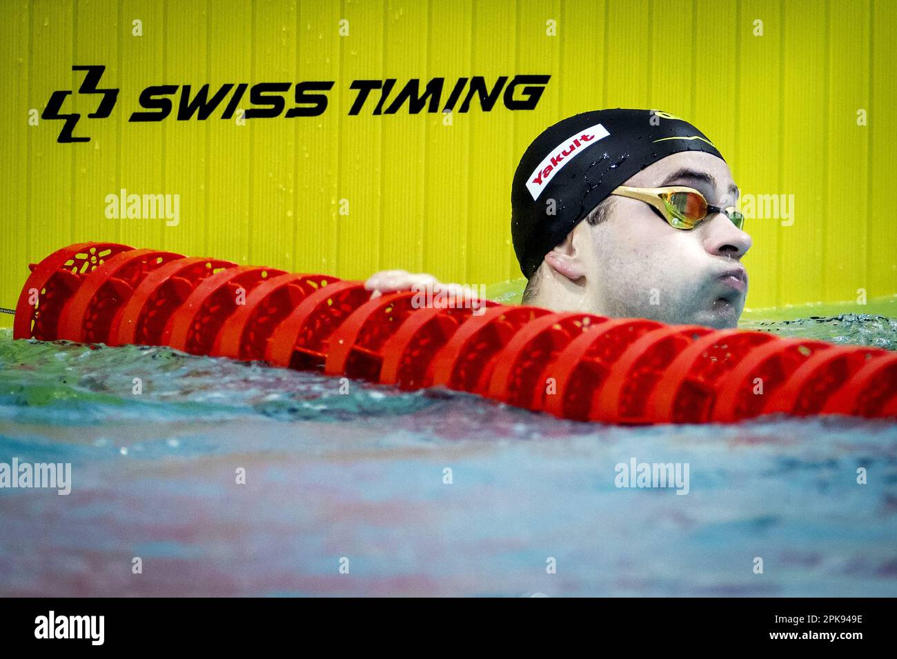 EINDHOVEN - Arno Kamminga en acción en la carrera de 50 metros durante el encuentro de clasificación de Eindhoven. Los mejores nadadores holandeses pueden nadar límites aquí para las próximas Copas del Mundo y los Juegos Olímpicos en 2024. ANP KOEN VAN WEEL Foto de stock