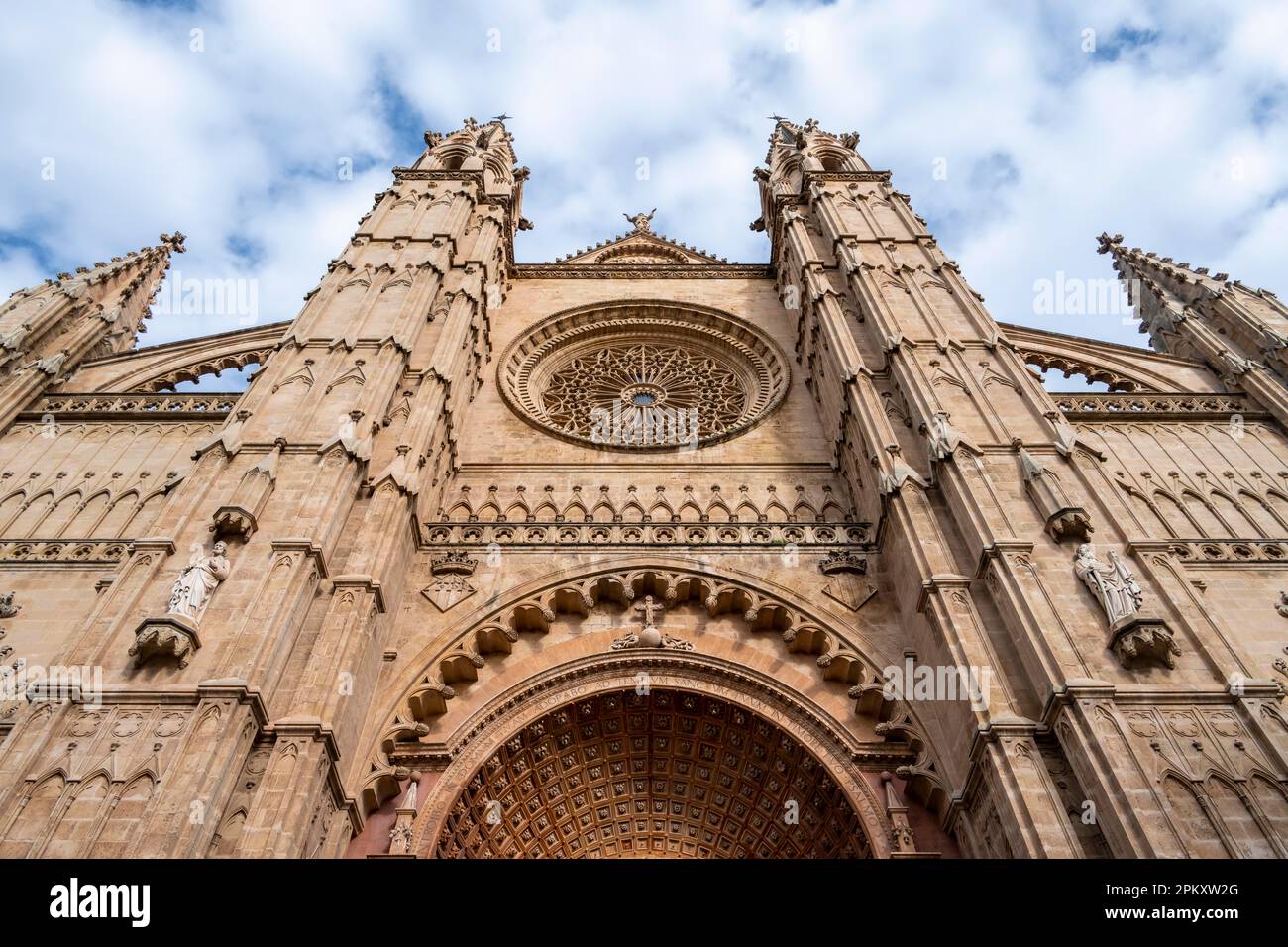 Torres redondas españa fotografías e imágenes de alta resolución - Alamy