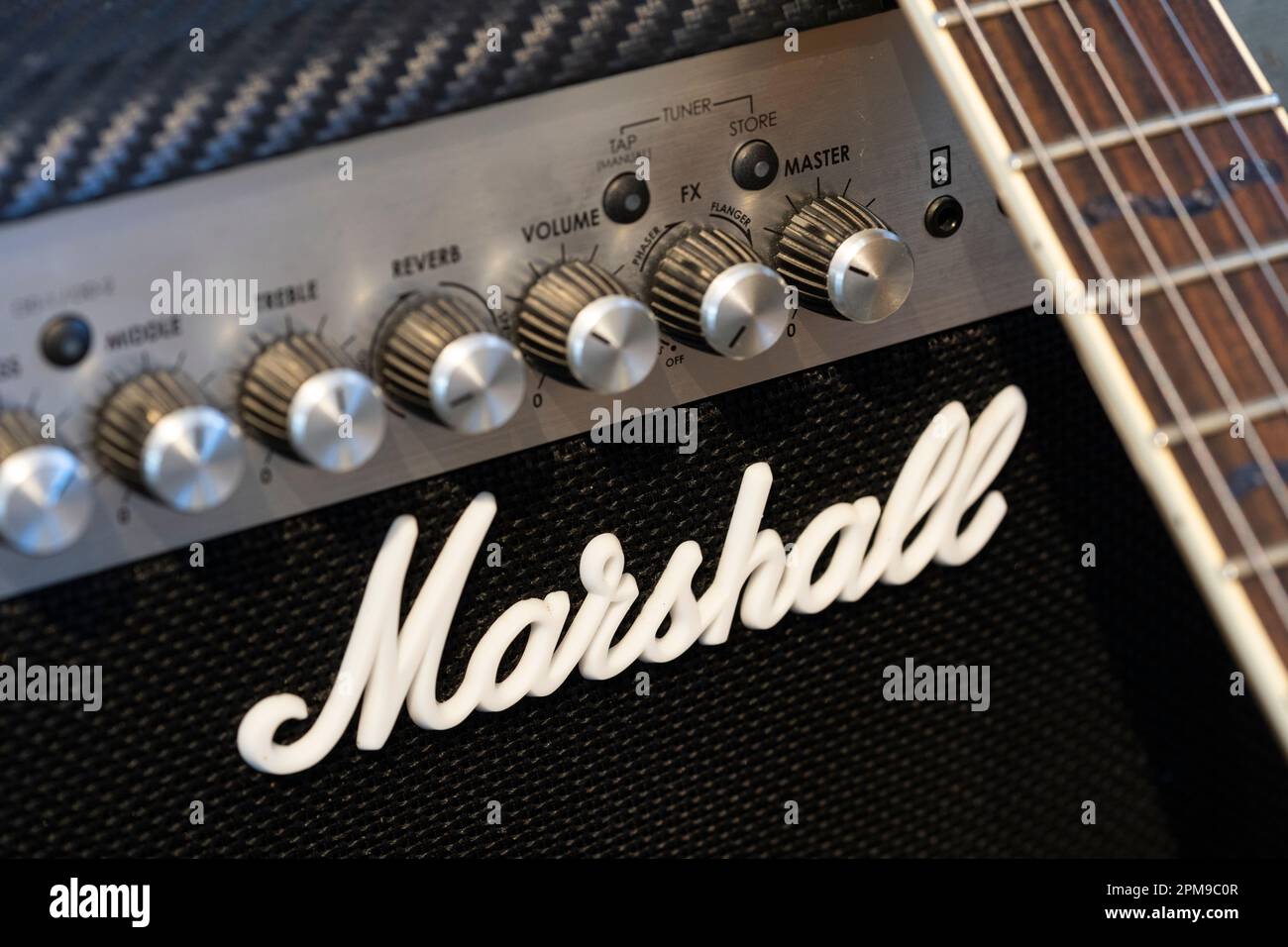 Amplificador MARSHALL Para Guitarra Eléctrica ROJO de 1W. Modelo: MS-2 –  Sono Music