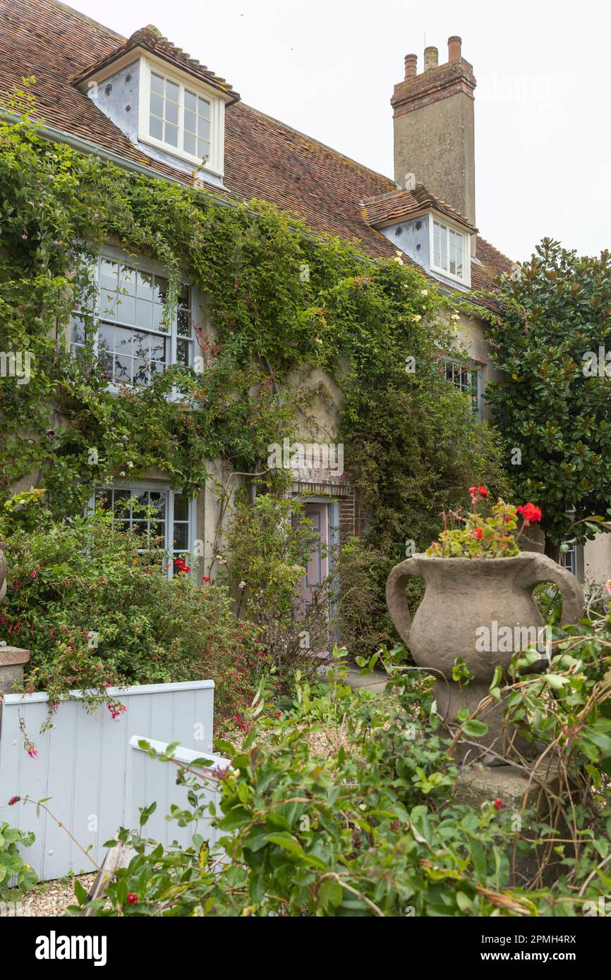 Casa y jardines de Charleston en el 5 de octubre de 2022 en el este de Lewes en el Reino Unido. Noticias de SMP Foto de stock