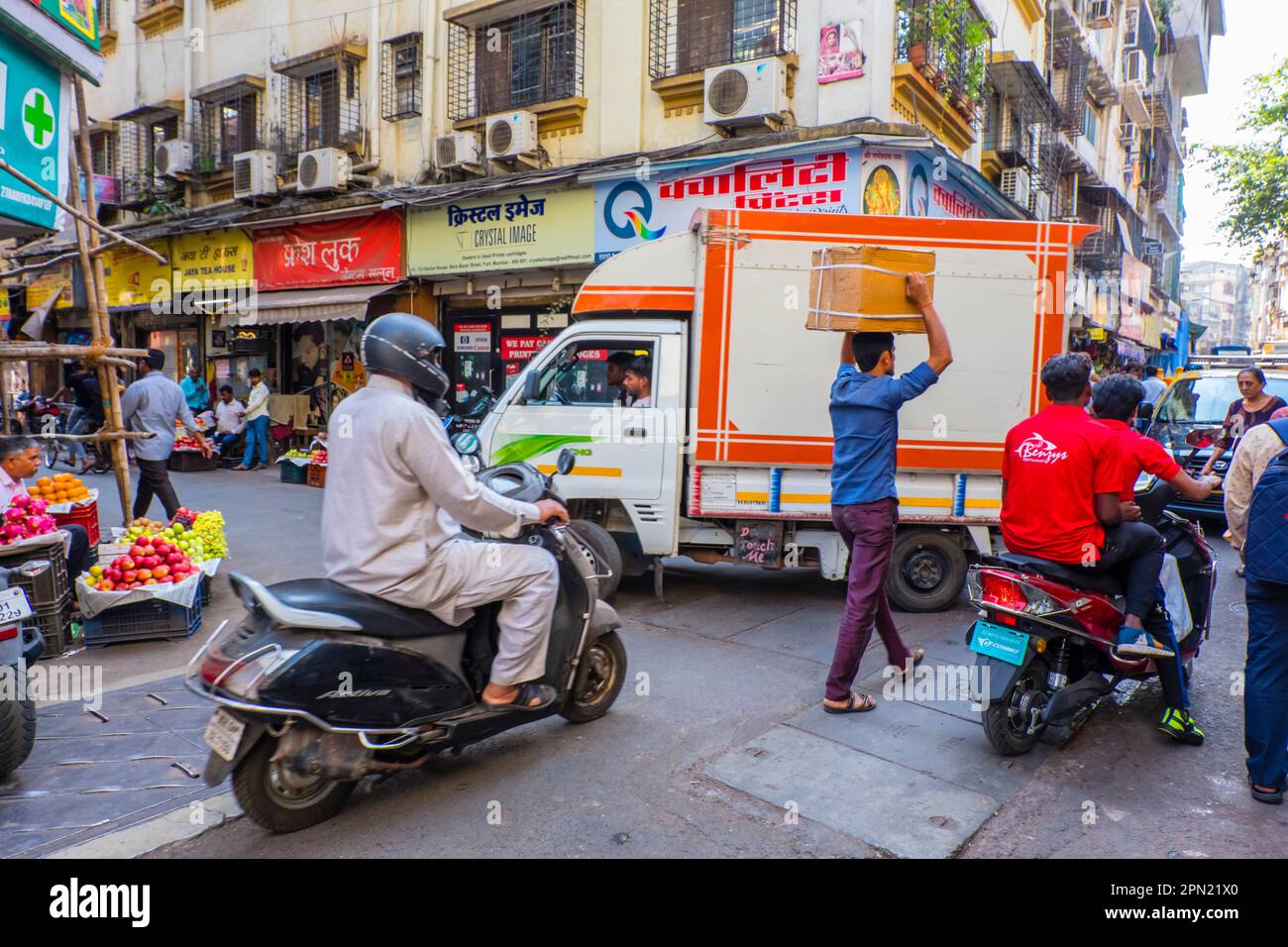 Vida en la calle, Bori Bazar, Fuerte, Mumbai, India Foto de stock