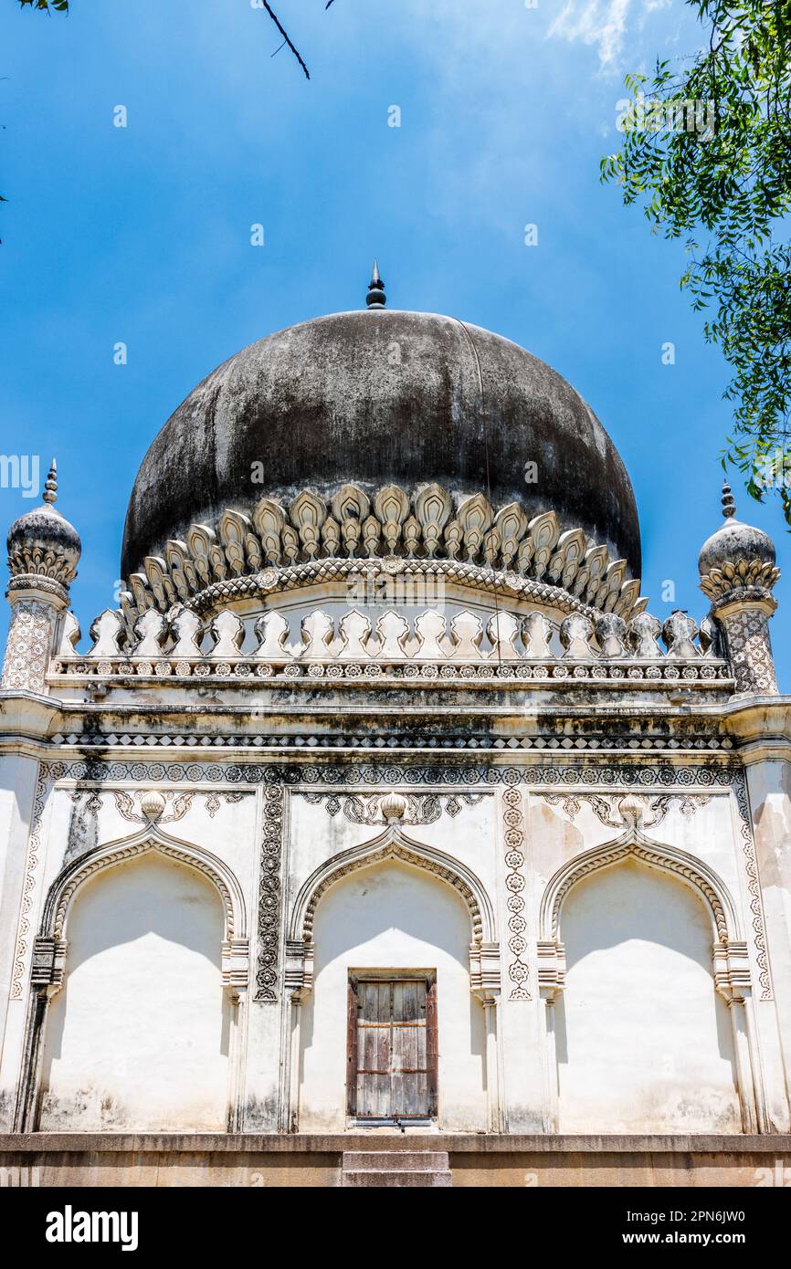 Mausoleo de los comandantes, Tumbas Qutub Shahi, Hyderabad, Telangana, India, Asia Foto de stock