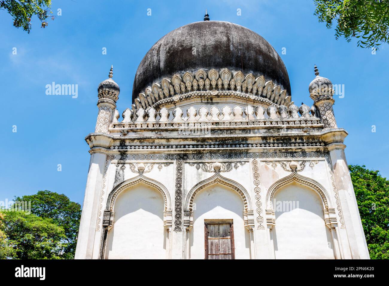 Mausoleo de los comandantes, Tumbas Qutub Shahi, Hyderabad, Telangana, India, Asia Foto de stock