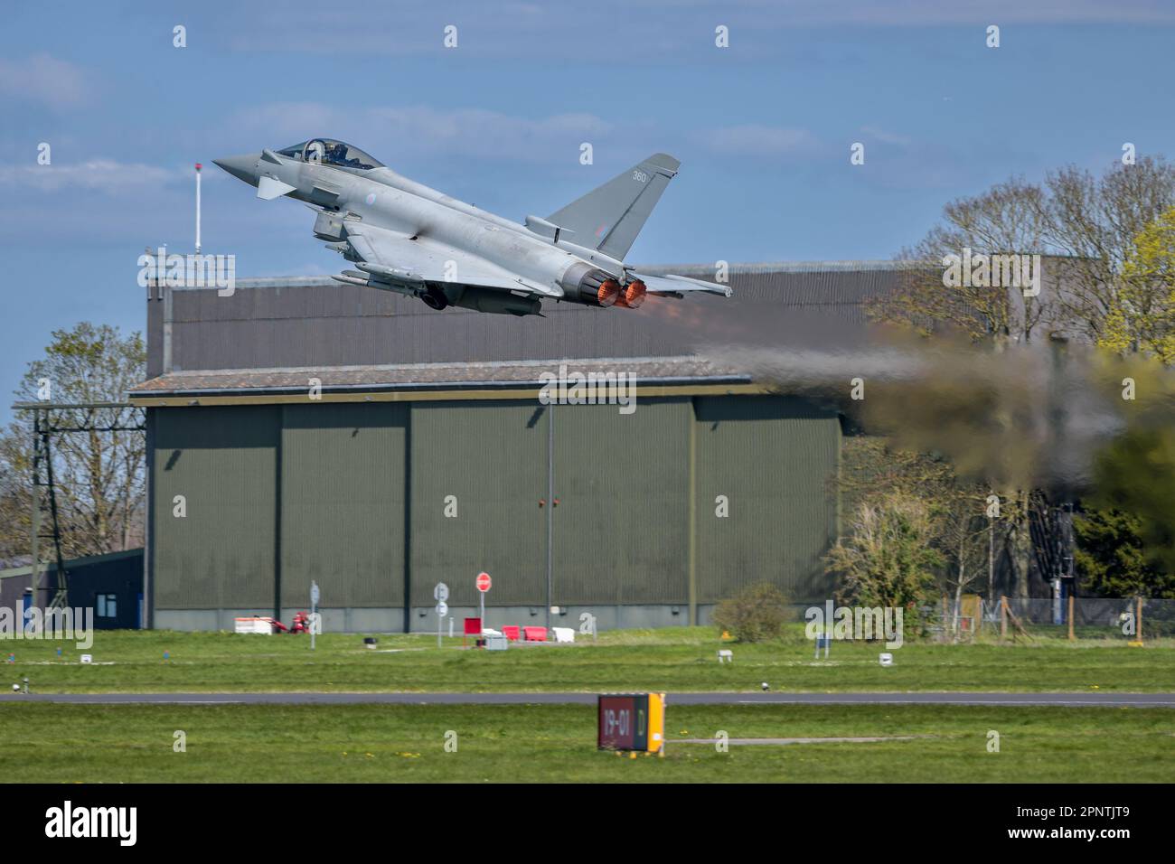 Jets de la raf en raf benson fotografías e imágenes de alta resolución