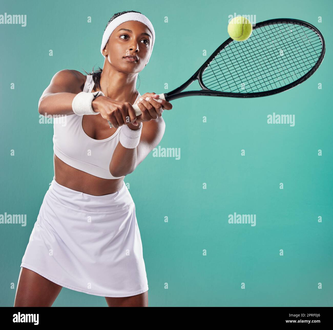 Ropa deportiva de tenis fotografías imágenes de alta resolución - Alamy