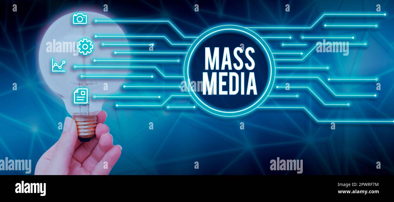 Exhibición conceptual Medios de comunicación de masas, Grupo de ideas de  negocio Personas que hacen noticias al público de lo que está sucediendo  Fotografía de stock - Alamy