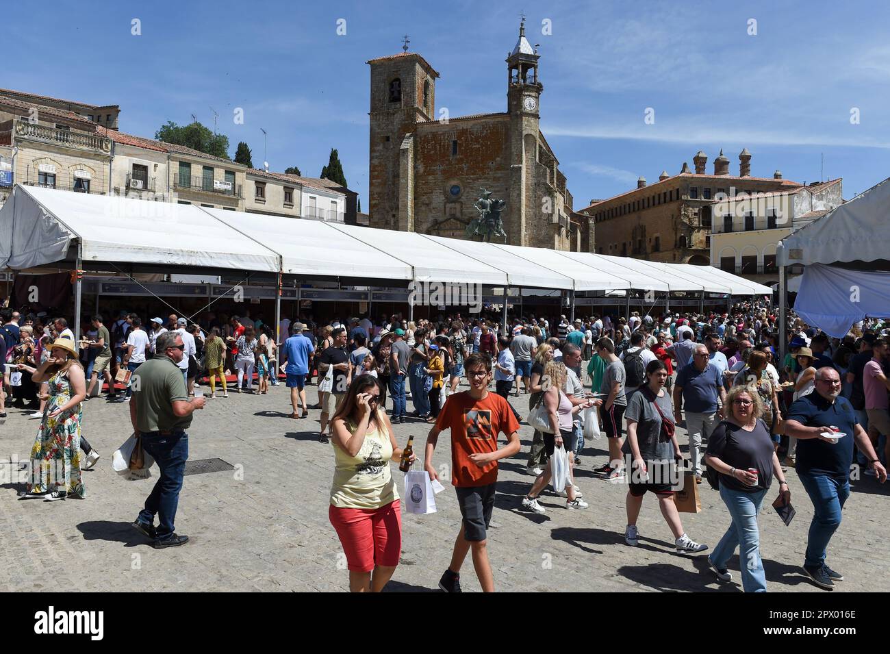 Dozens of people attend the XXXVI Trujillo National Cheese Fair at the Plaza Mayor, on May 1