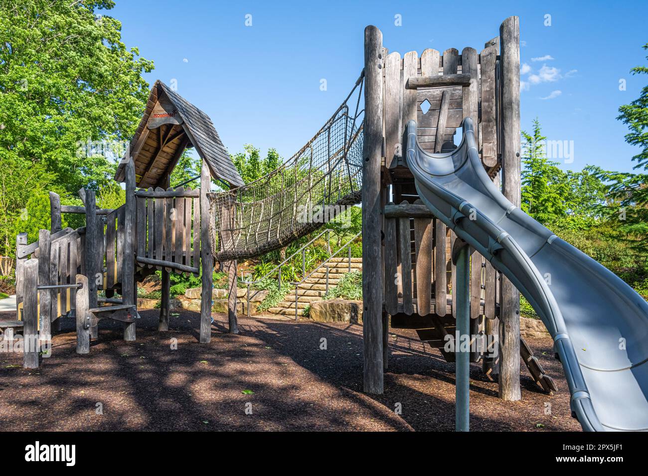 Equipo de juegos en el Jardín Infantil en el Jardín Botánico de Atlanta en Gainesville, Georgia. (EE.UU.) Foto de stock