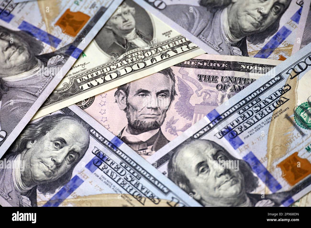 Billetes en dólares ESTADOUNIDENSES, papel moneda de fondo. Concepto de economía americana y global, tipo de cambio Foto de stock
