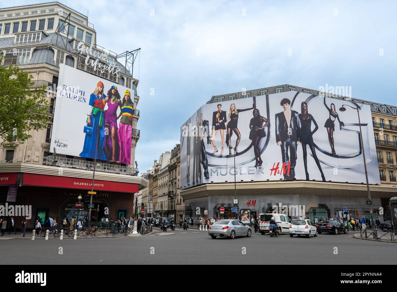 Paris galeries lafayette exterior fotograf as e im genes de alta