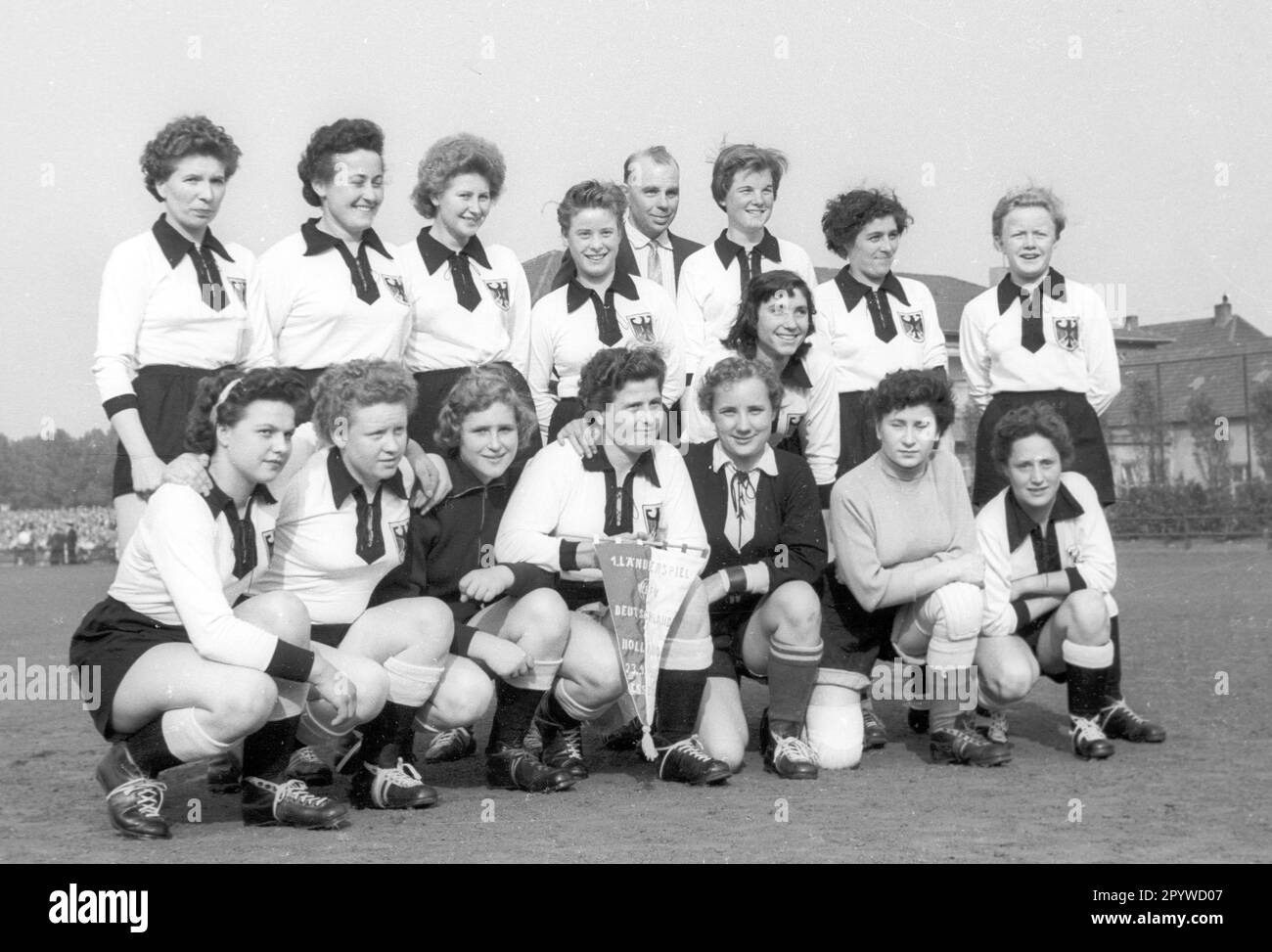 Erstes FrauenfußballLänderspiel Deutschland Niederlande / 21 / 23.