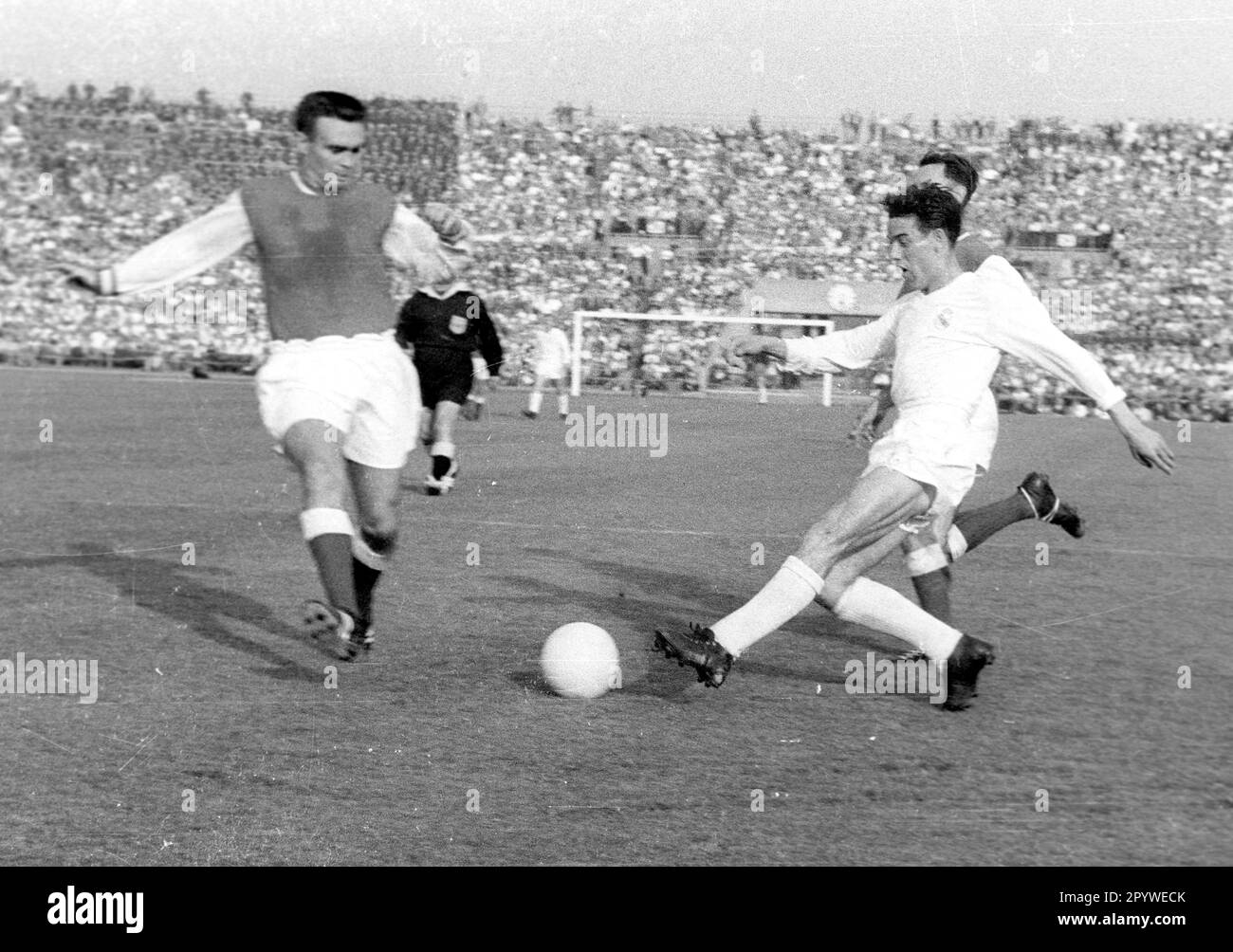 Final de la europacup 1959 en stuttgart fotografías e imágenes de alta