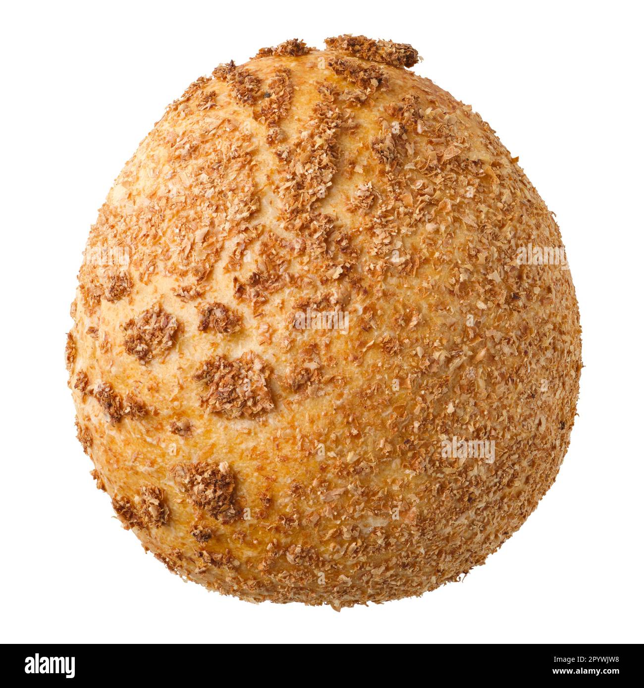 Pan de trigo de salvado redondo casero tradicional, aislado sobre fondo blanco Foto de stock