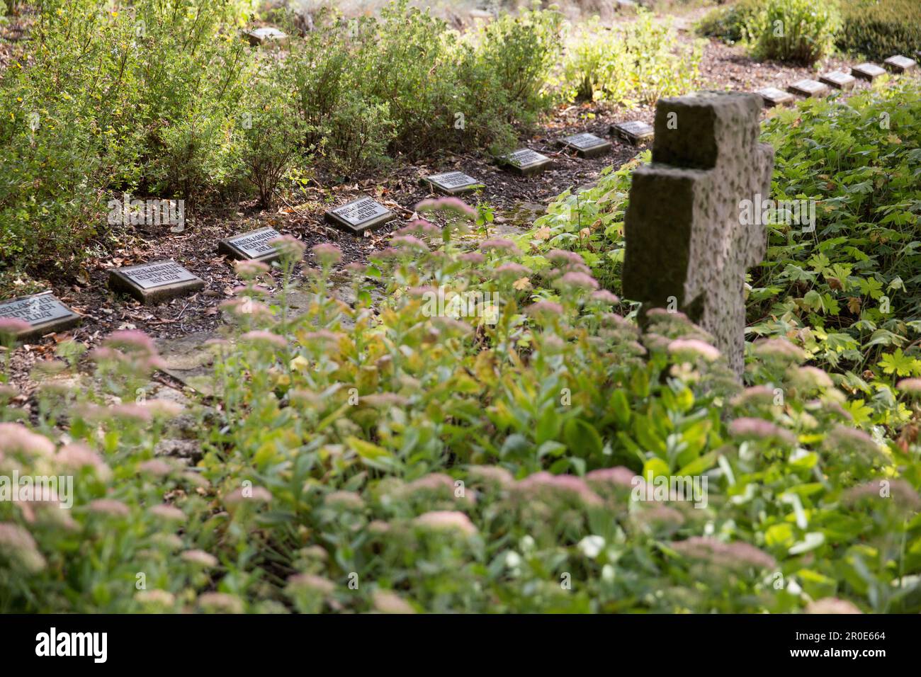 Un cementerio cerca de Sinz, Perl, Saarland, Alemania (zona tri-fronteriza) Foto de stock