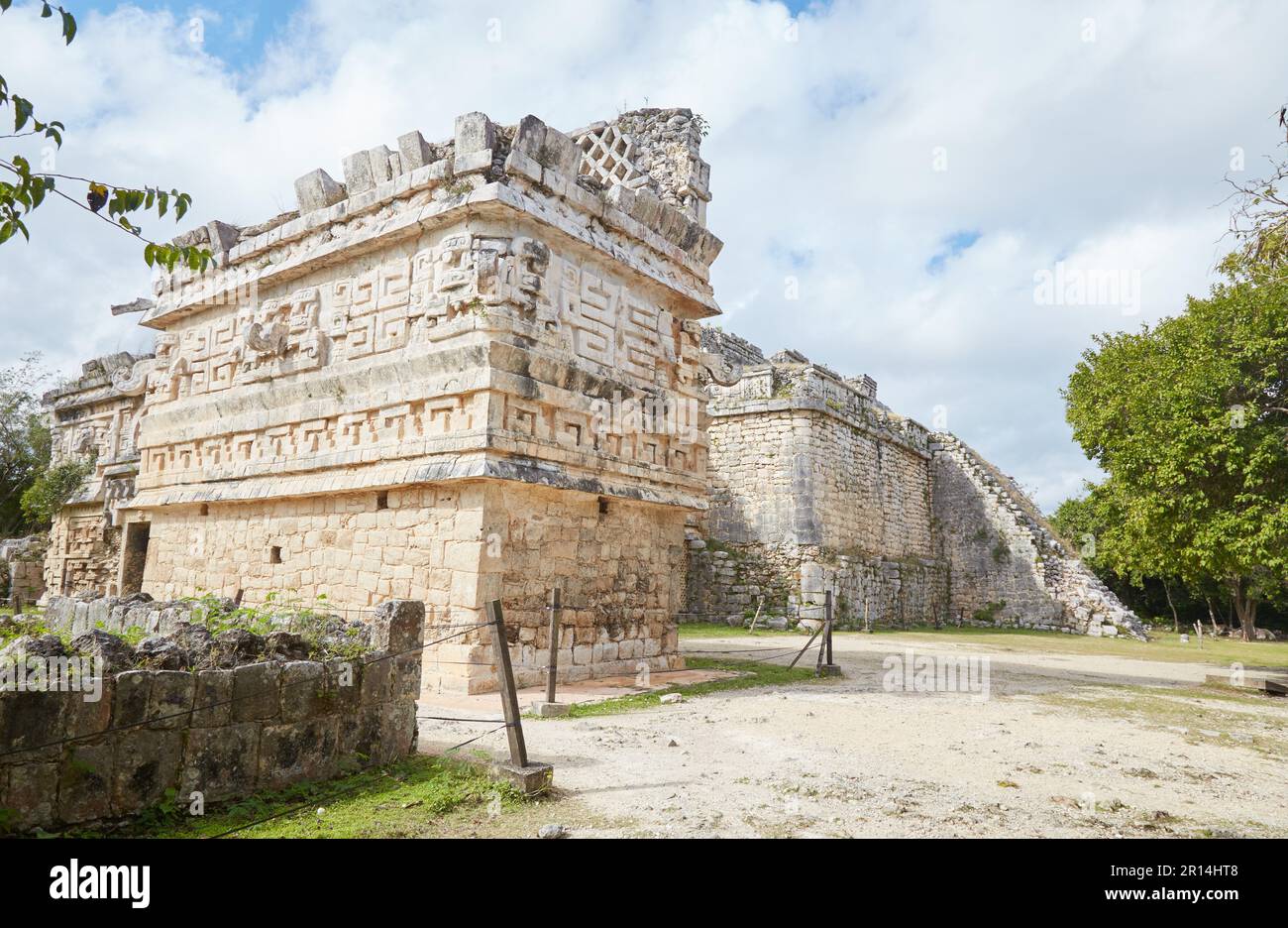 Chichén Itzá, una de las ciudades mayas antiguas más grandes, se