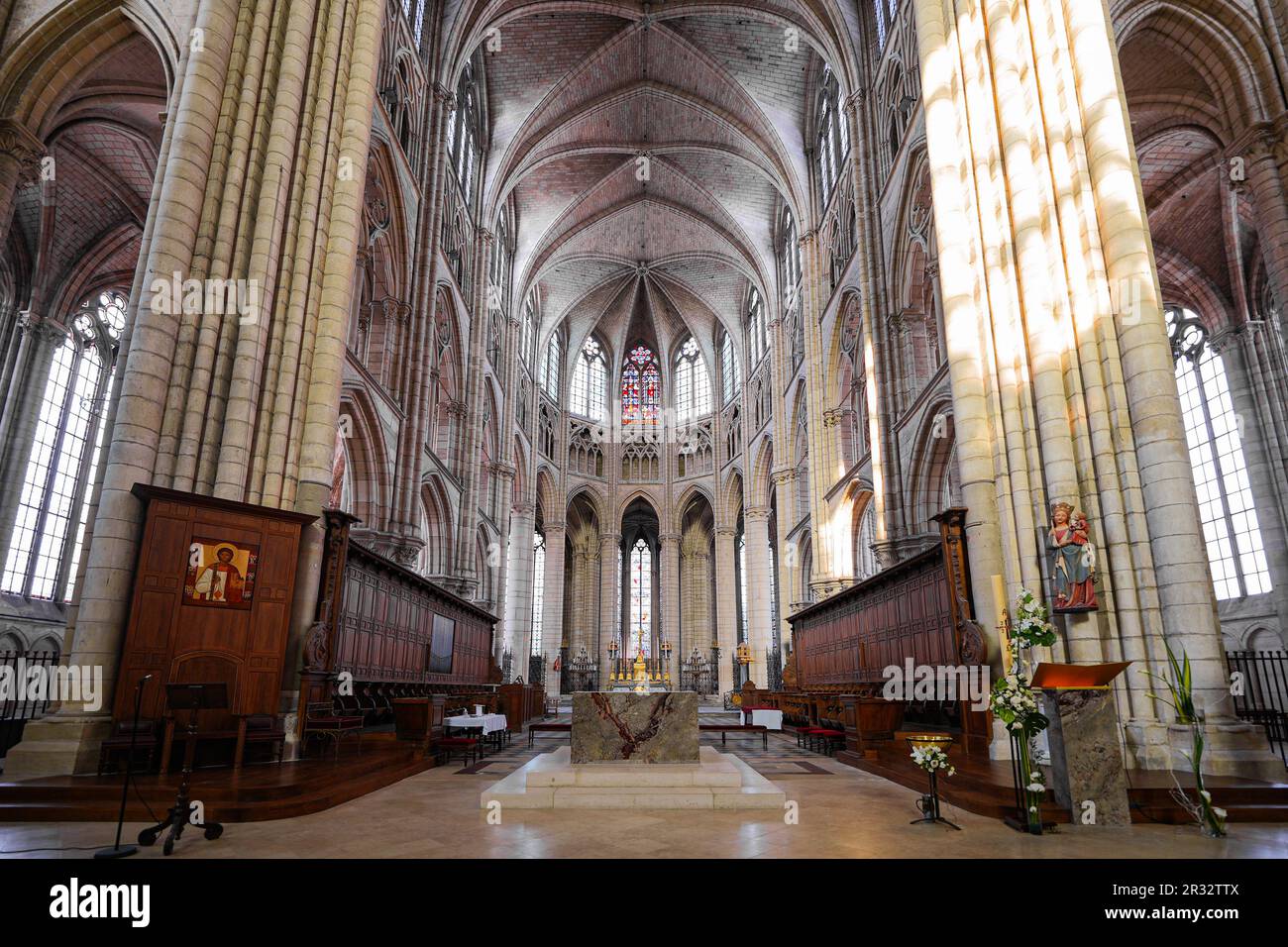 Coro de la catedral de Saint Etienne de Meaux, una iglesia católica romana en el departamento de Sena y Marne, cerca de París, Francia Foto de stock