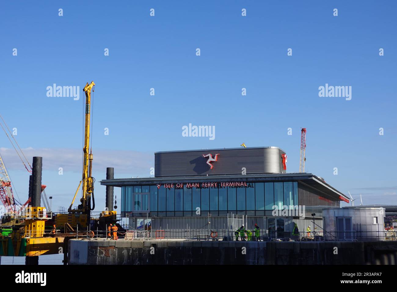 El nuevo muelle de ferry de la Isla de Man se está construyendo en Liverpool y se abrirá a finales de 2023 Foto de stock