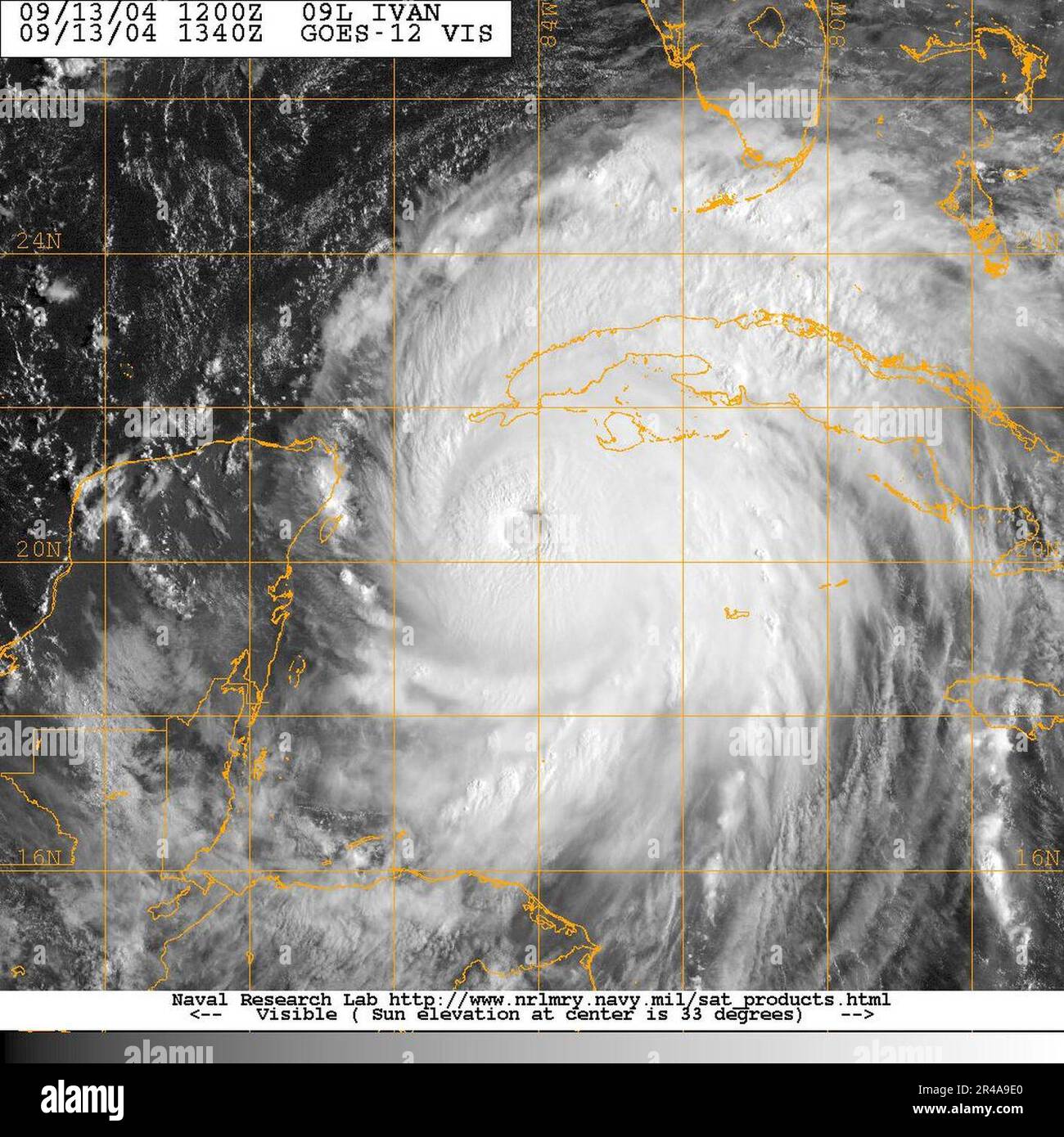 Imagen satelital de la Marina de LOS ESTADOS UNIDOS tomada del satélite GOES-12 del huracán Iván aproximadamente a las 0940 EST Foto de stock