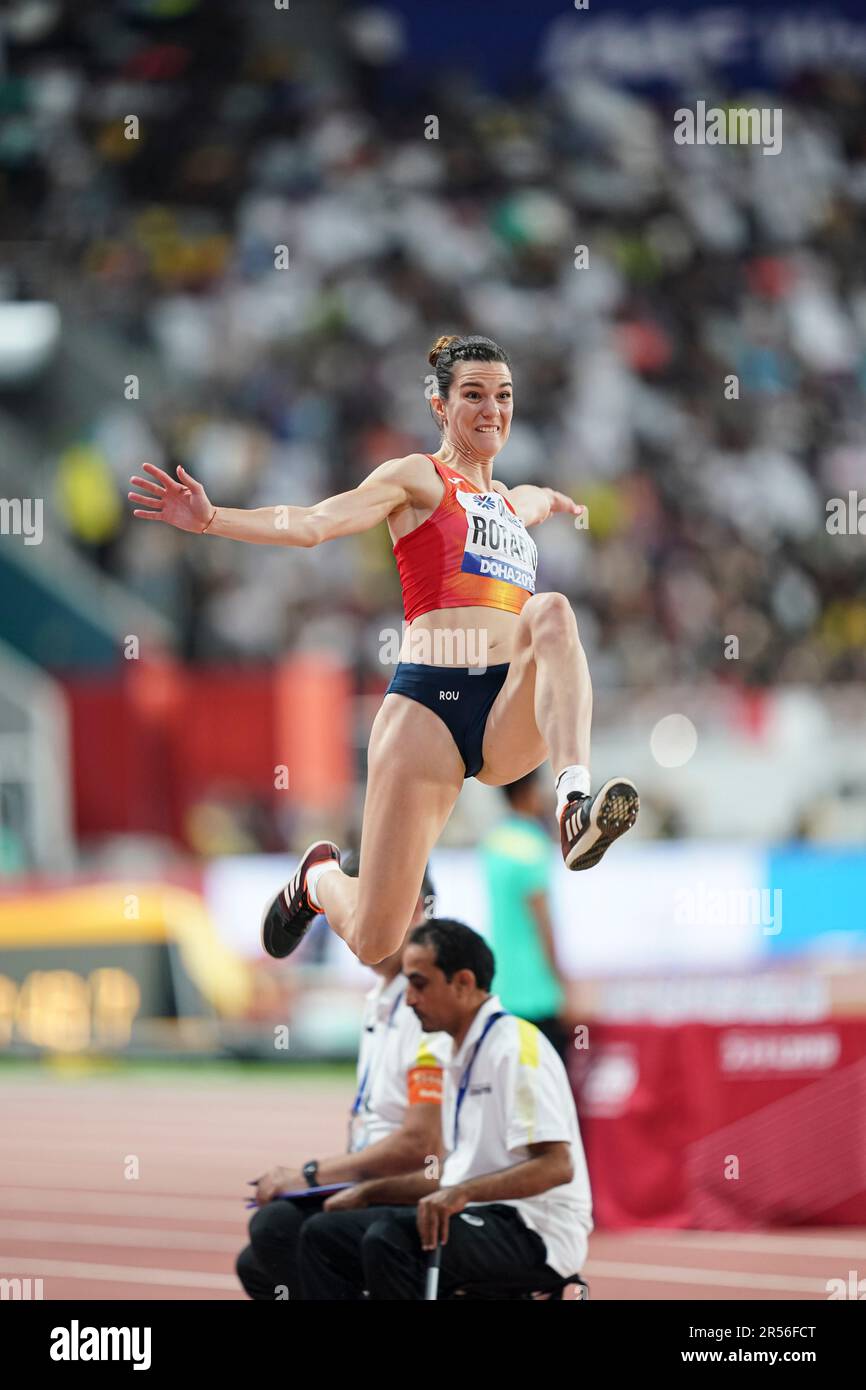 Alina rotaru salto alto fotograf as e im genes de alta resoluci n