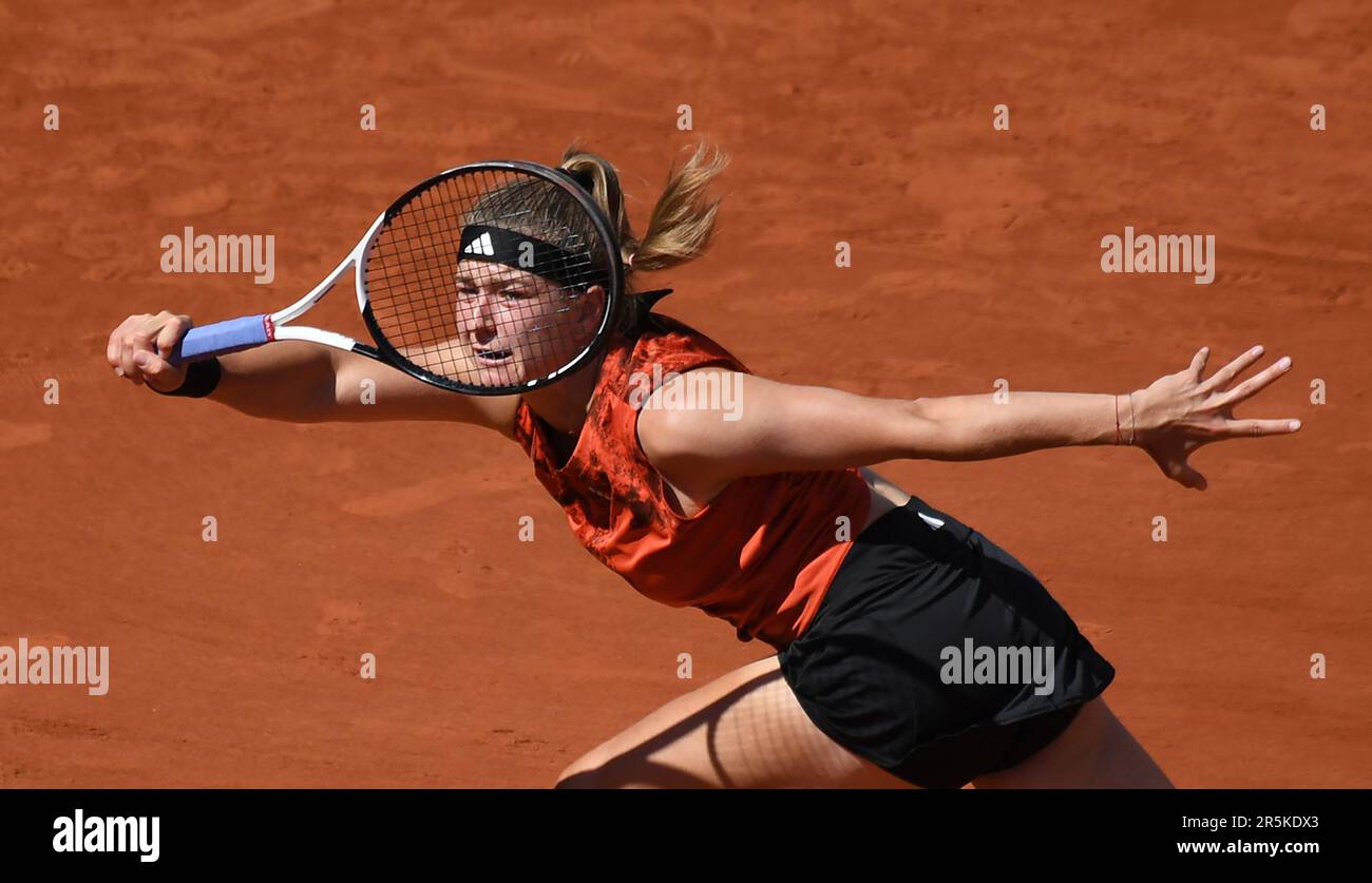 París, Francia. 04th de junio de 2023. Roland Garros Paris French Open 2023 Día 8 04/06/2023 Karolina Muchova (CZE) gana crédito de partido de tercera ronda: Roger Parker / Alamy Live News Foto de stock