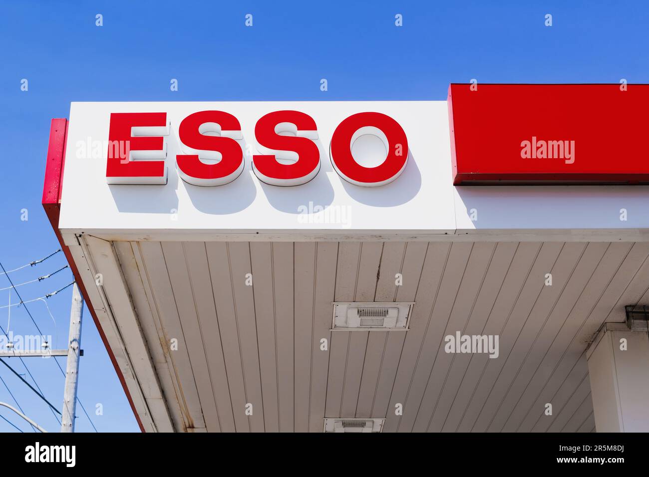 Truro, Canadá 31 de mayo de 2023 ESSO es una cadena de gasolineras y