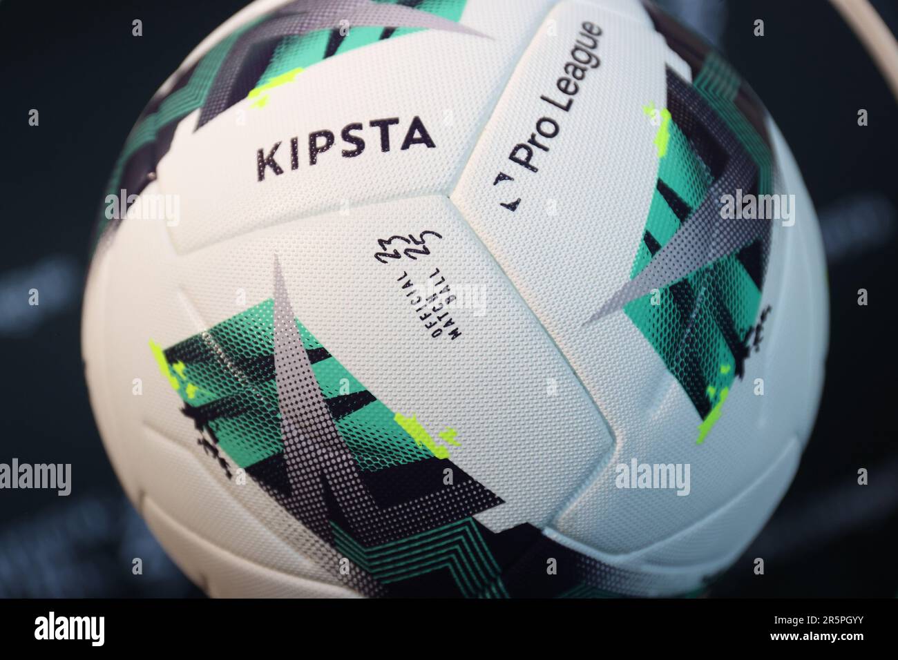 Official match ball super cup fotografías e imágenes de alta resolución -  Alamy
