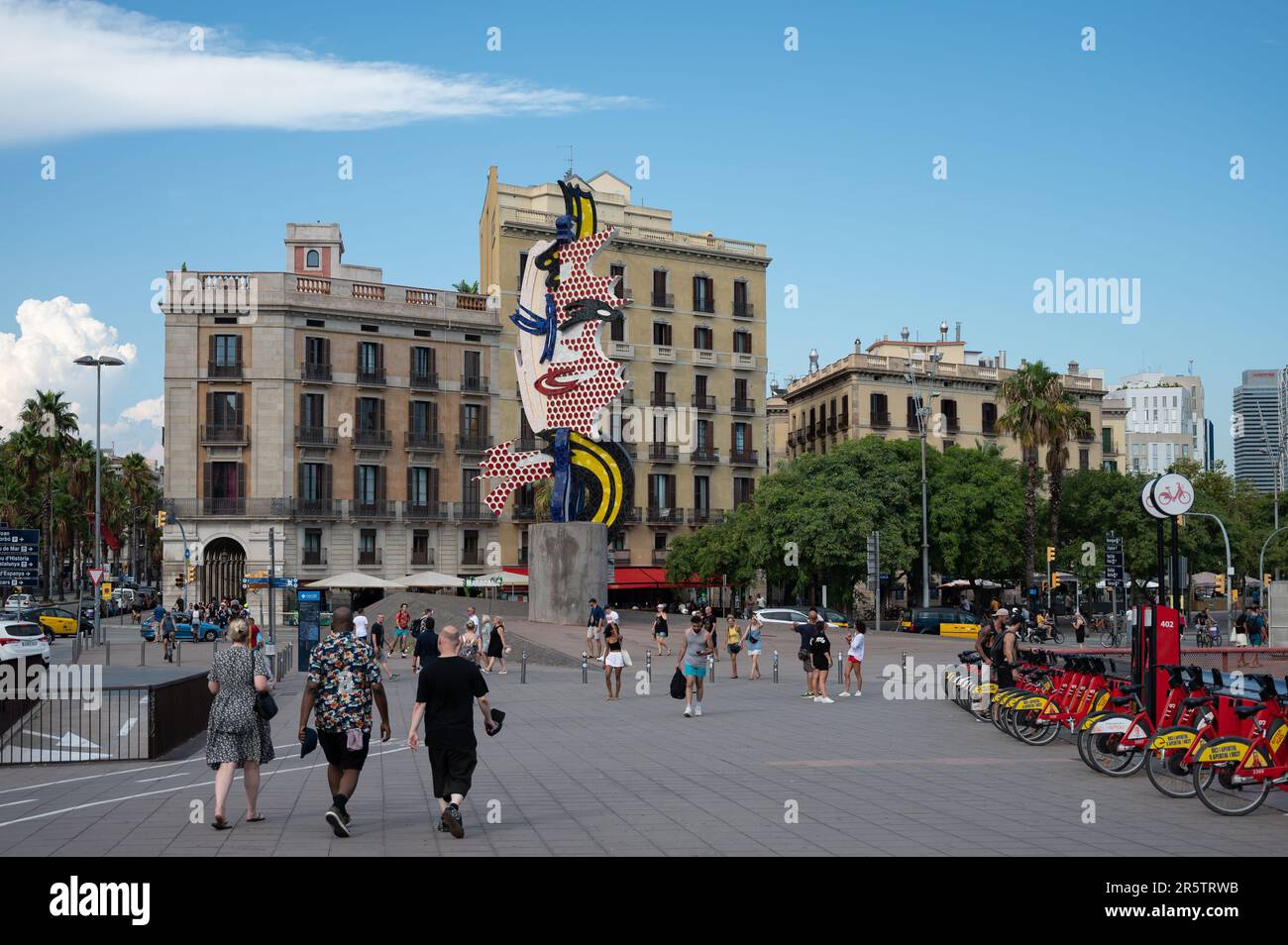La famosa escultura La cara de Barcelona de Roy Lichtenstein en la